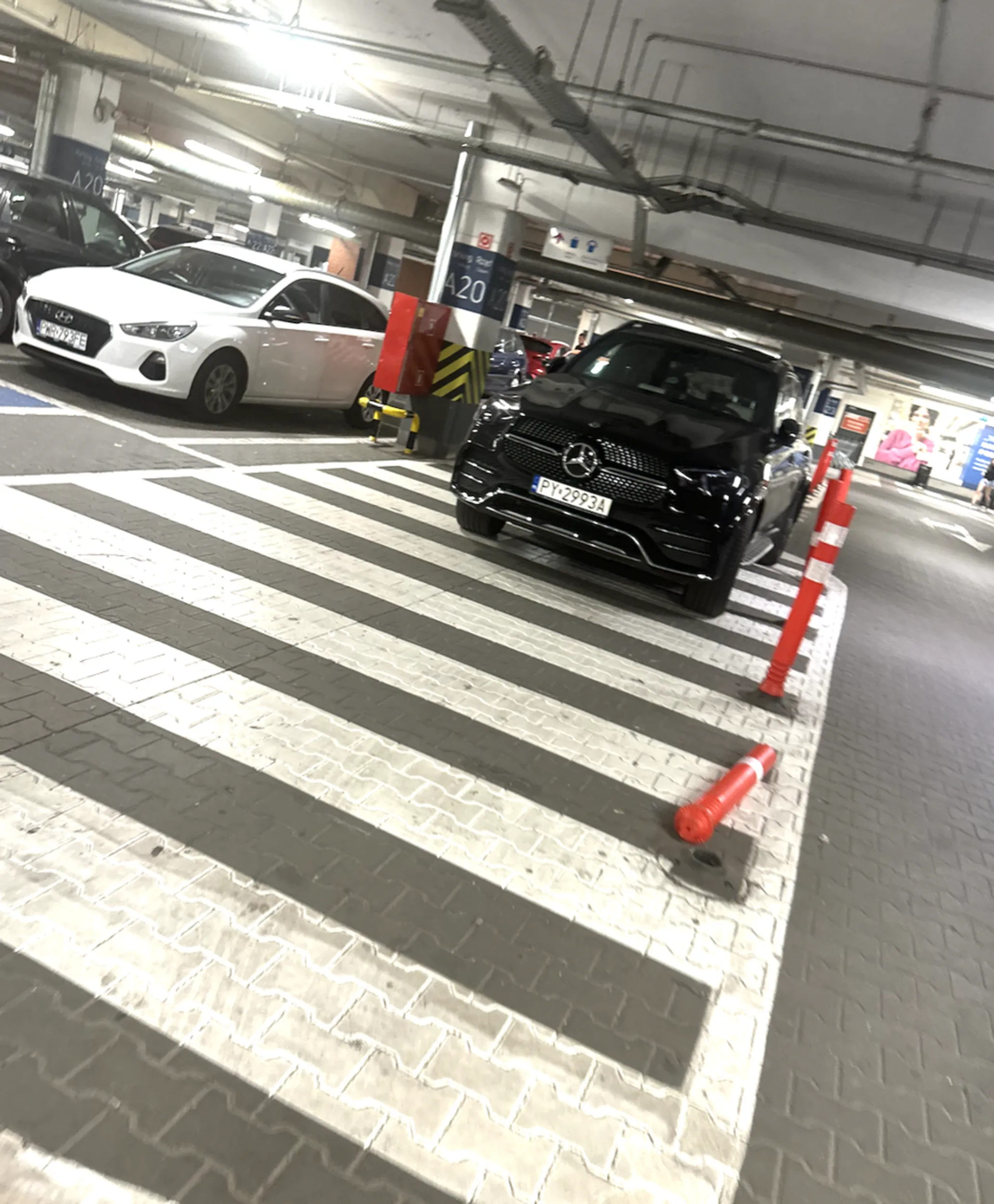 widzę, że kolejny raz. MAM NA RATE LIZINGU WIENC MNIE STAC, ROZUMIECIE.