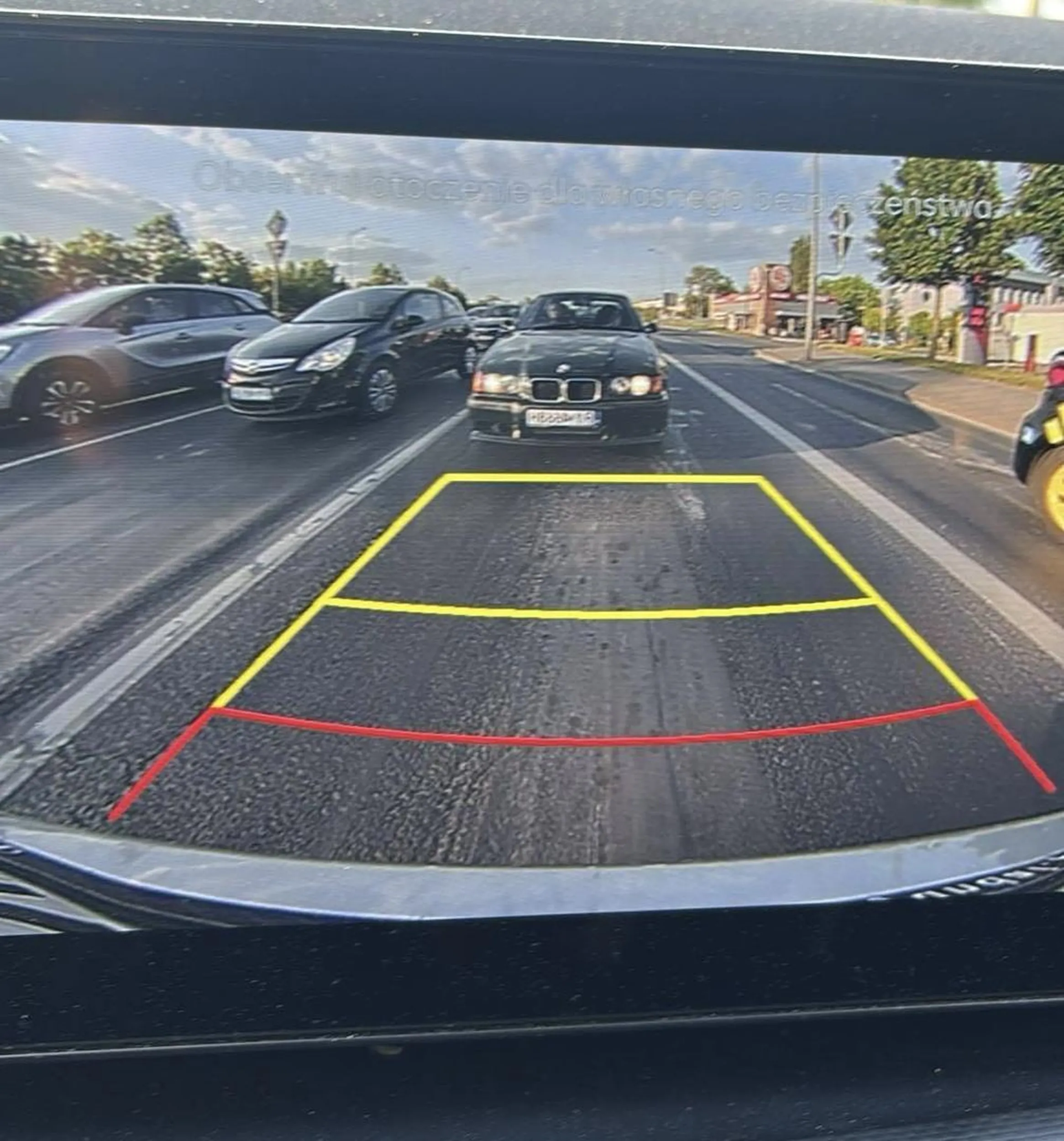 stara bawarka ładna. Pod maska diesel, słychac turbine