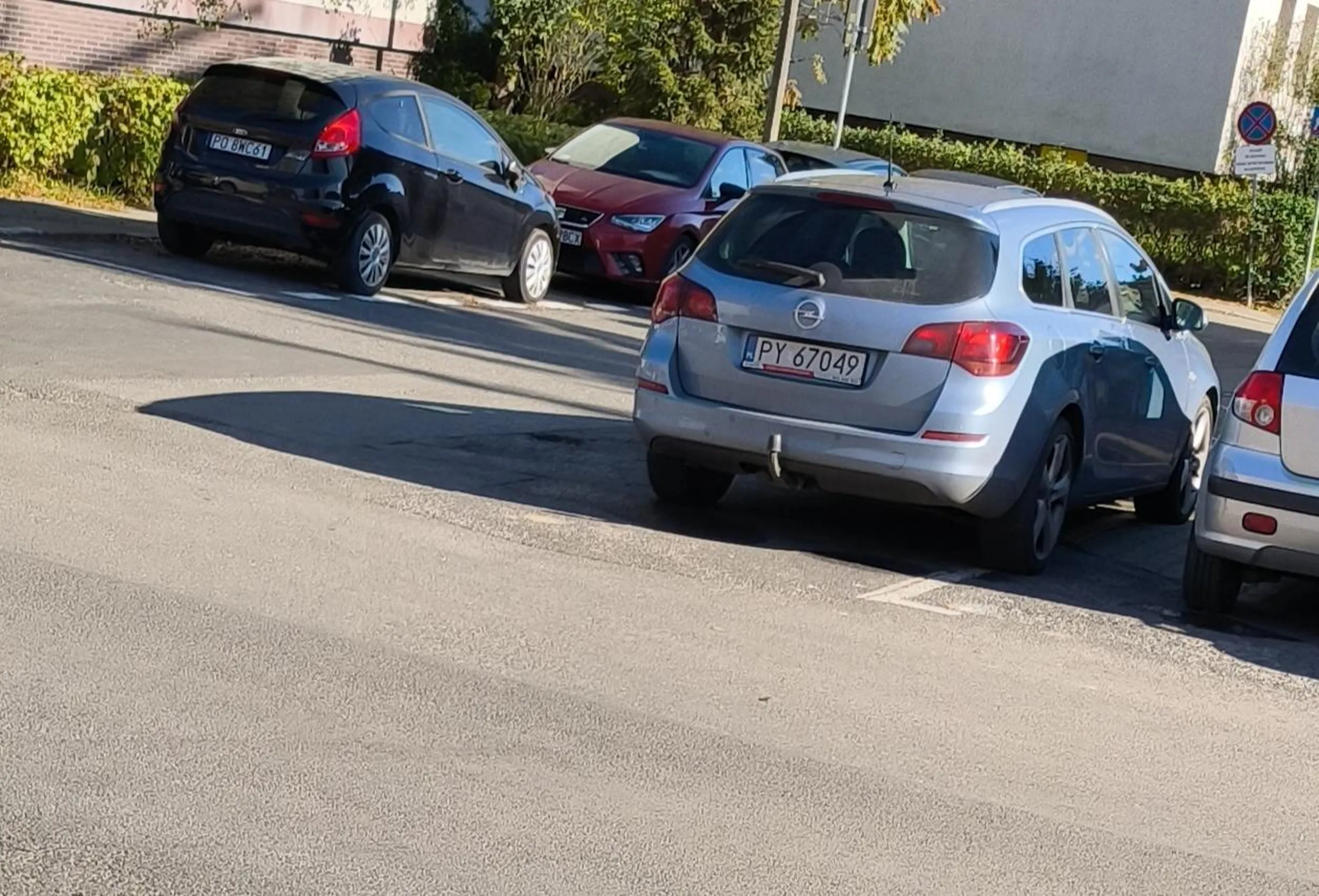 Parkowanie na skrzyzowaniu