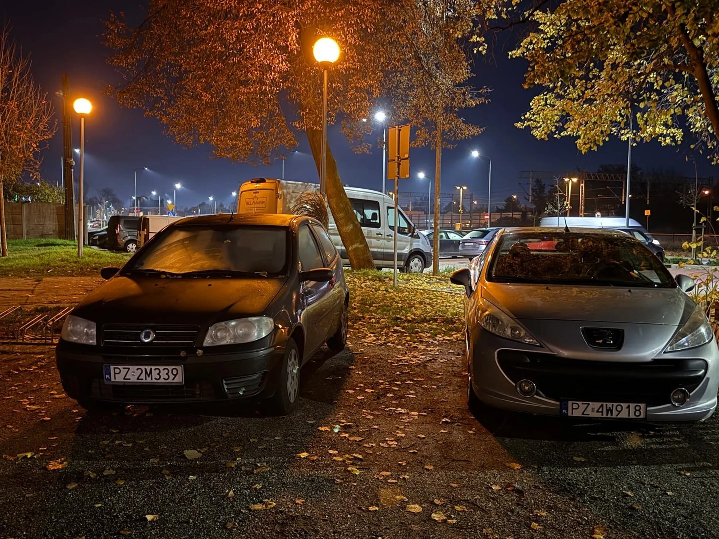 Zastanawiałem się dlaczego asfaltowa nawierzchnia jest cała w płomieniach chwilę później zastałem taki widok wszytko było jasne