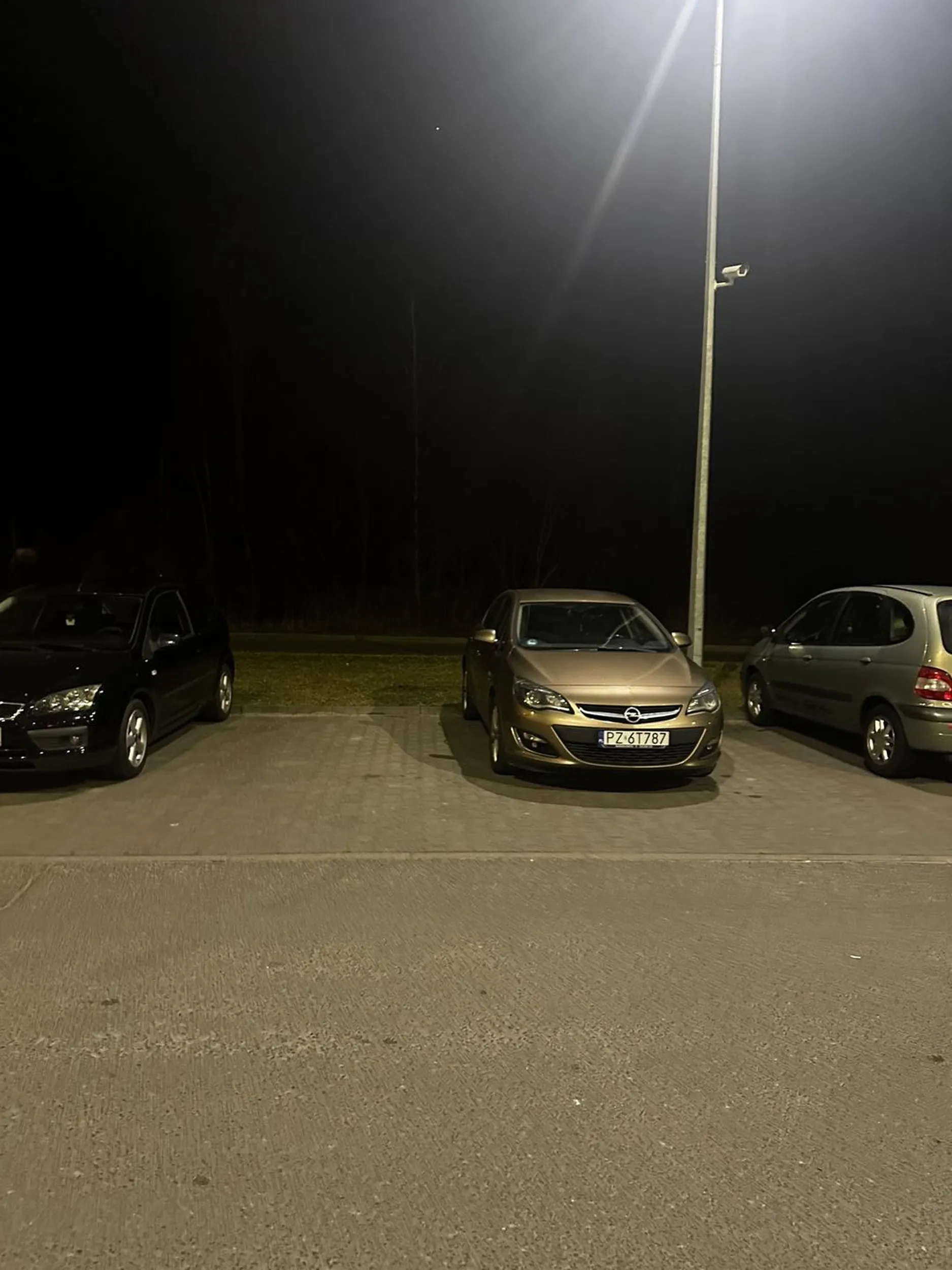 Auta z boku już stały ciężko się zmienić w liniach.. baba phx contact