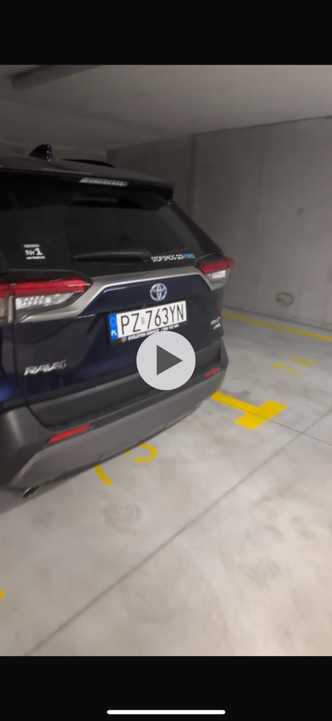 Karny za wjeżdżanie do osiedlowego garażu i parkowanie na cudzych miejscach parkingowych. Ostatnie ostrzeżenie.