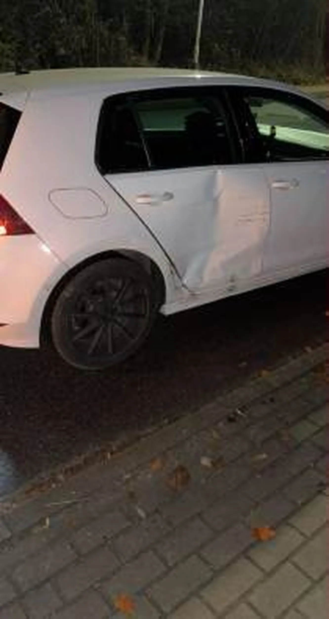 Kurde bele Pirat drogowy, wymusza pierszenstwo i w końcu się doigrasz chłoptaś