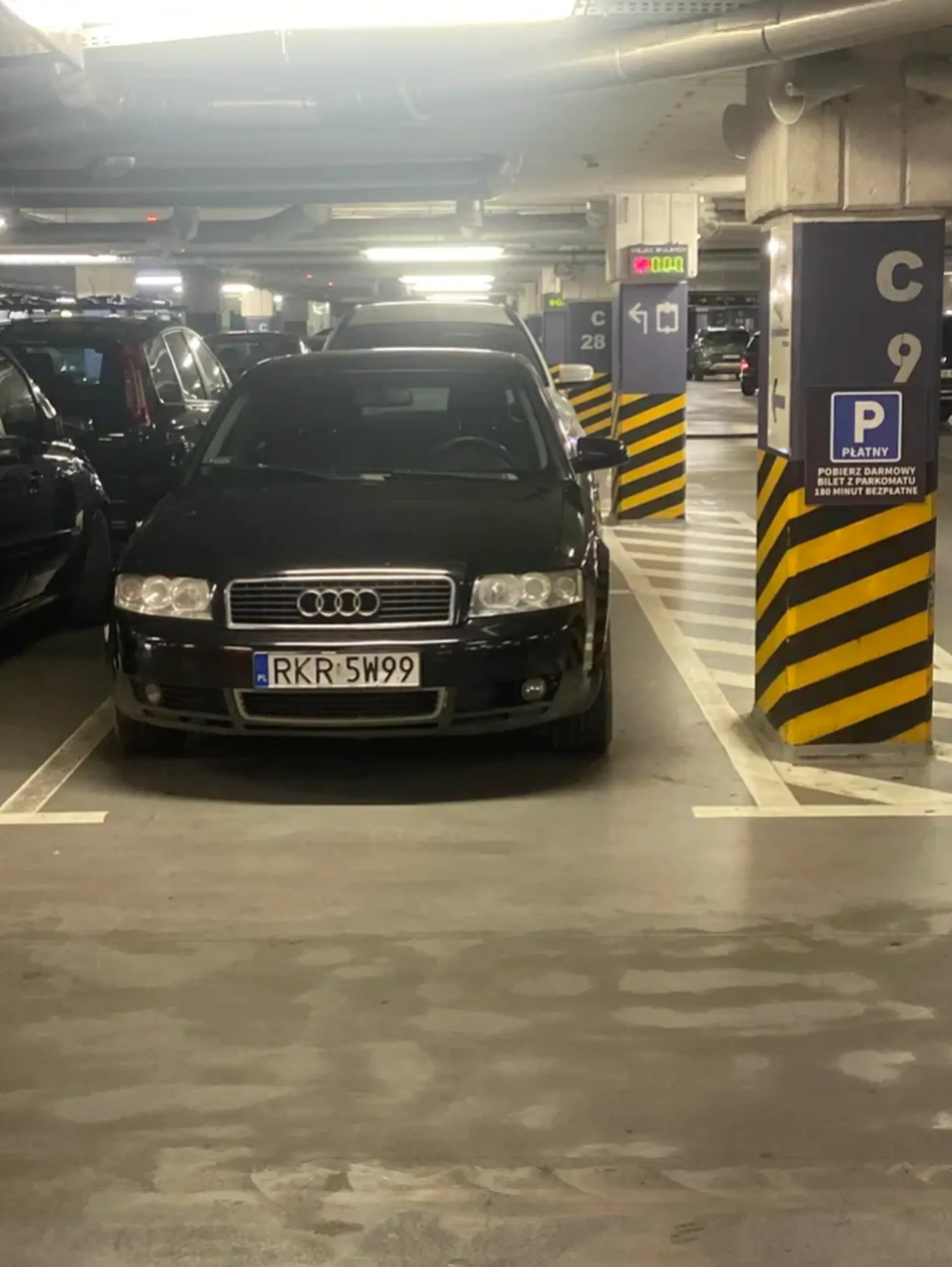 CPUN NIE KIEROWCA UTOPIŁ PODCZAS POŚCIGU CORVETTE SEU I NARAZIŁ DEPARTAMENT NA STRATY.