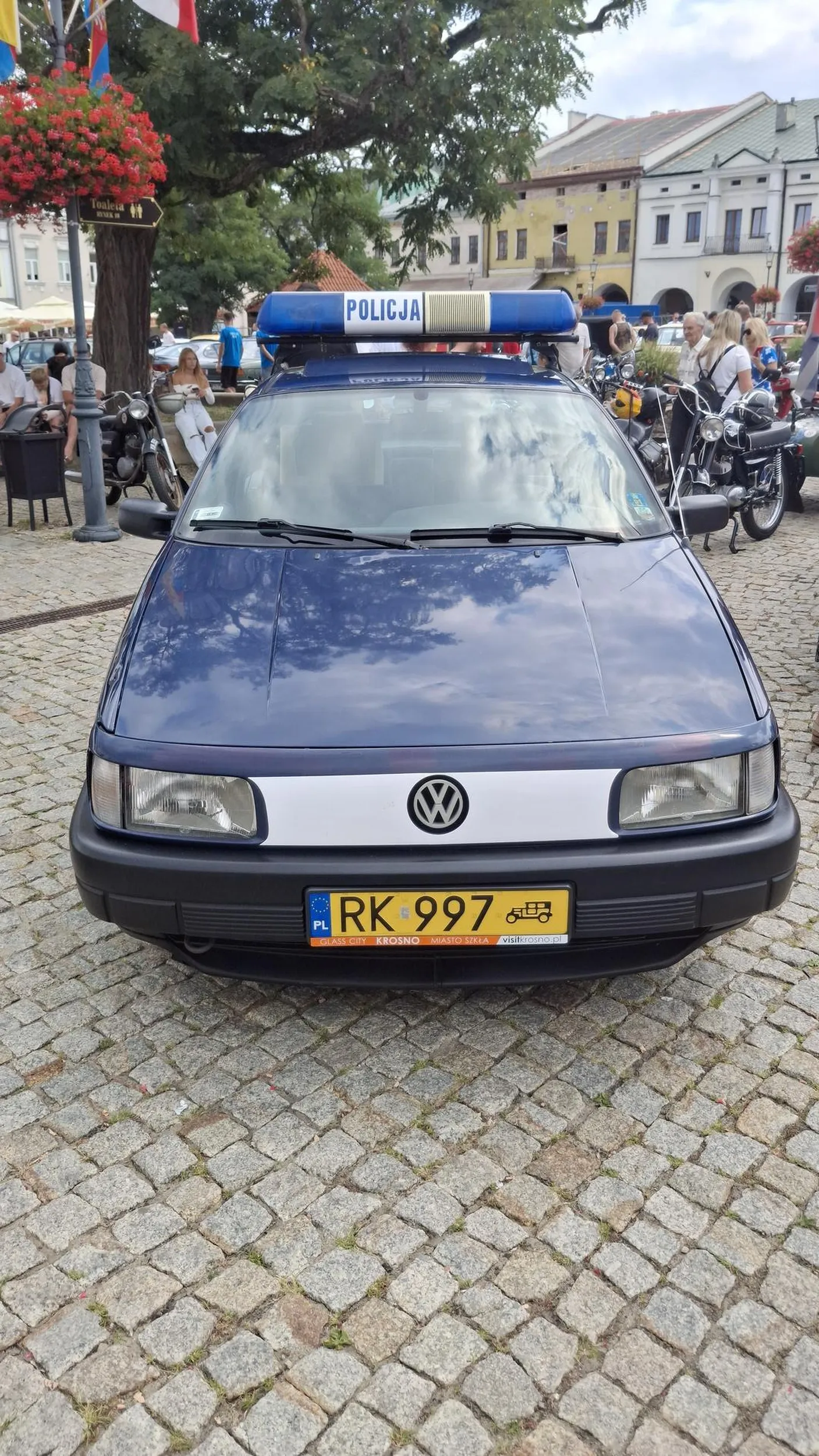 Piekny pojazd milicji polskiej