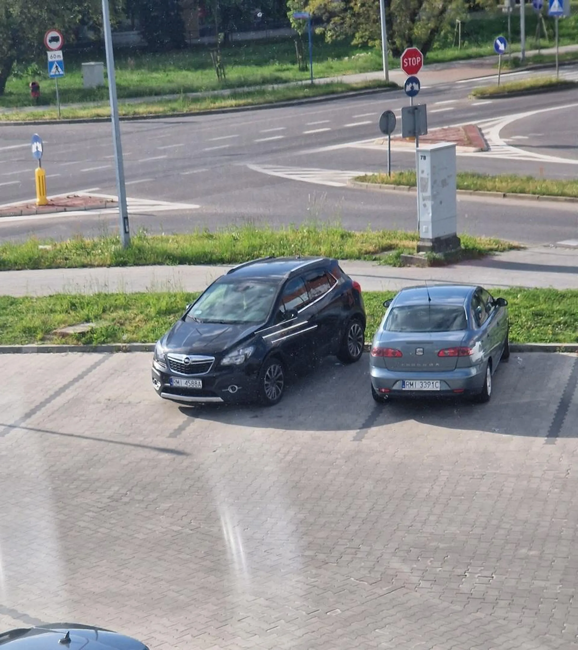 Parkowanie jak widać łatwą sztuką nie jest