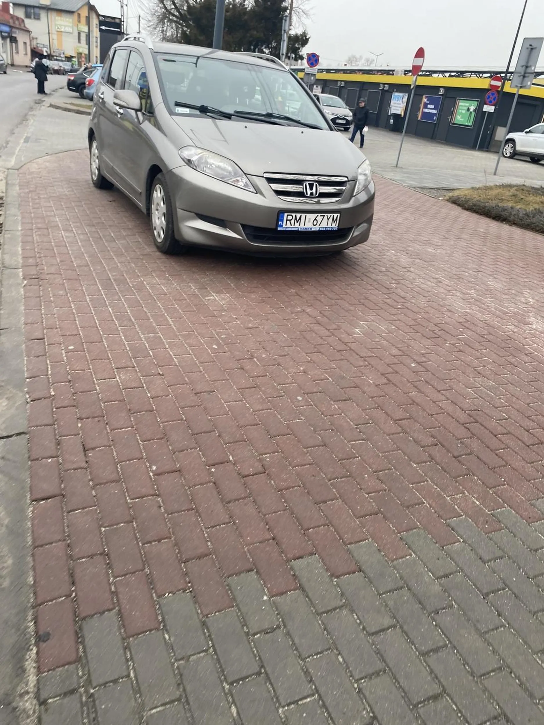 8 stycznia - hala Targowa w Mielcu