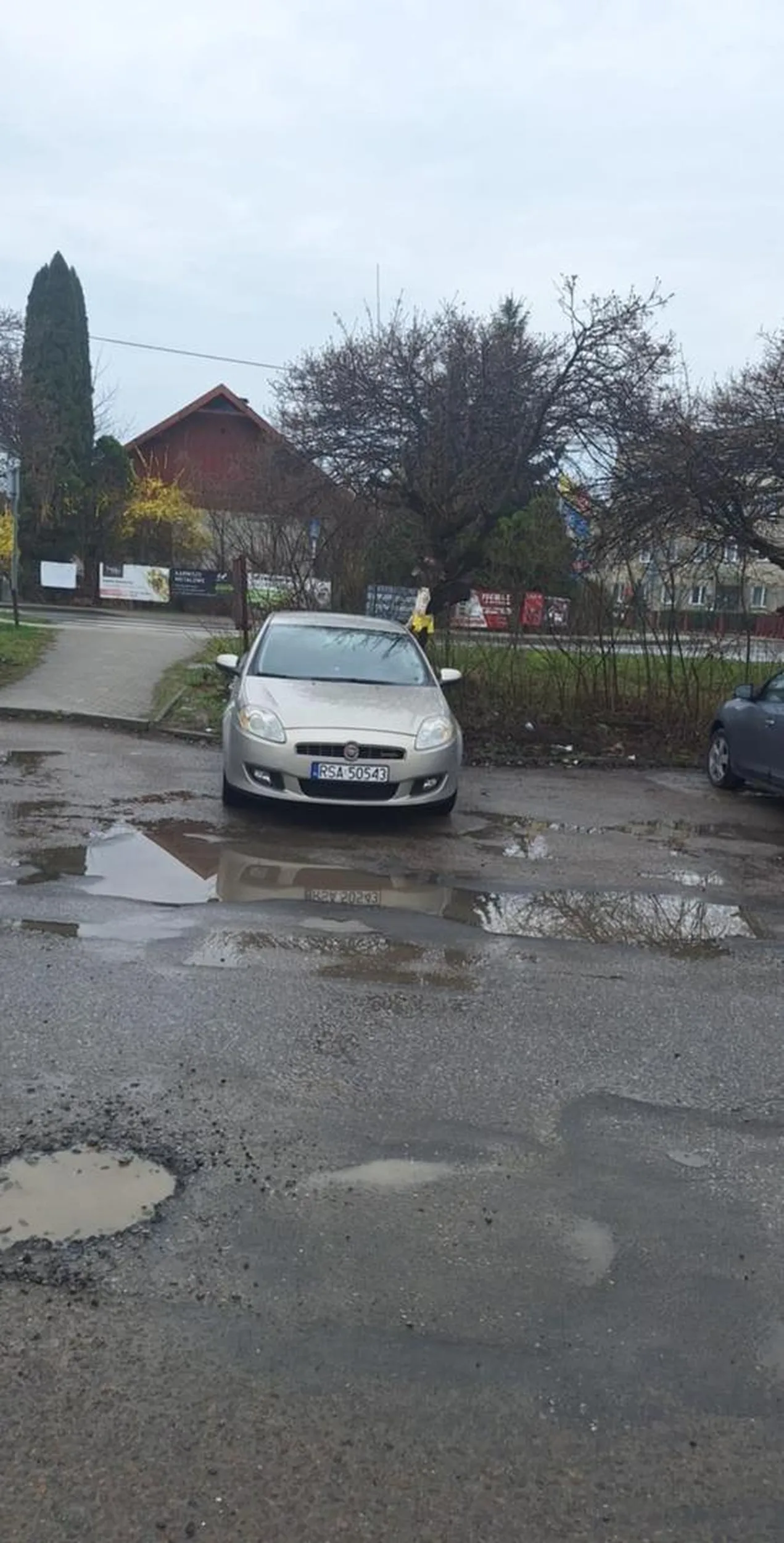 Fiat Brawo Rok 2009 2,0 multidżet 165 km jeździ prawie 200 km na 1h na S19 do Lublina