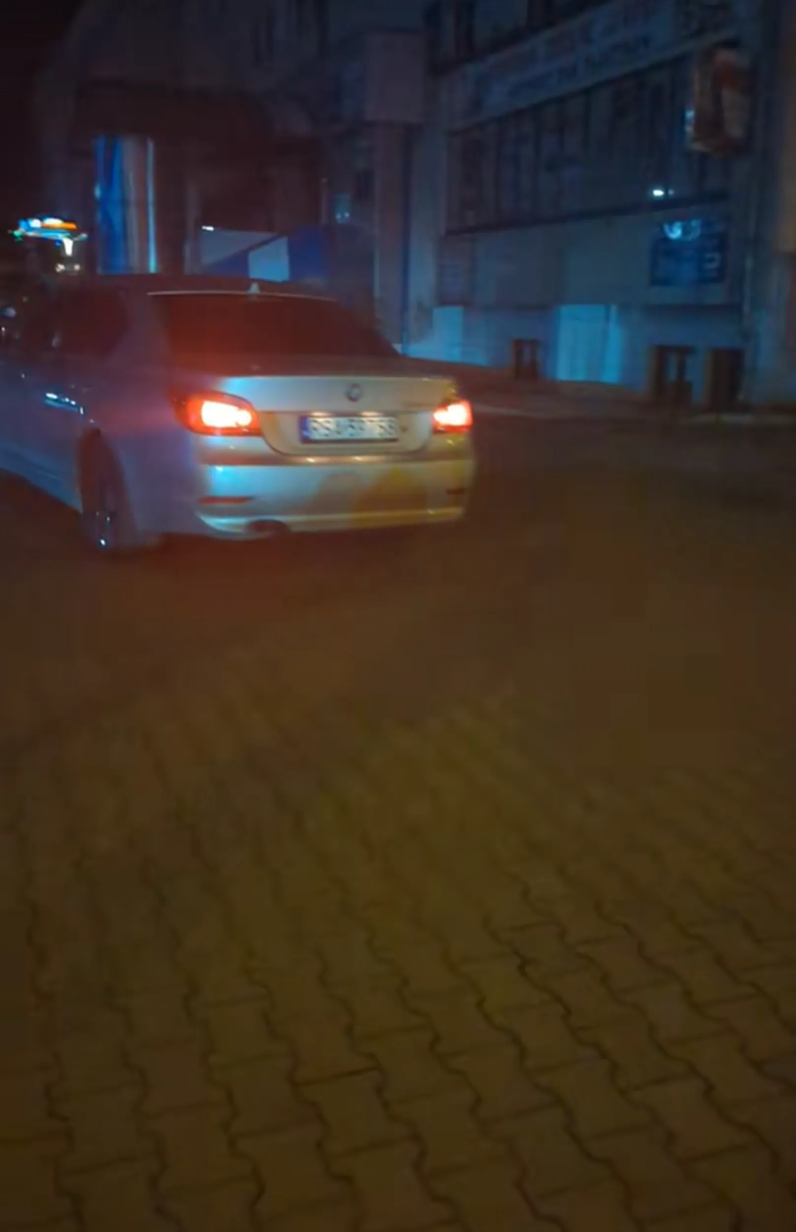 Niesamowite przyspieszenie ze sanki wypadaja