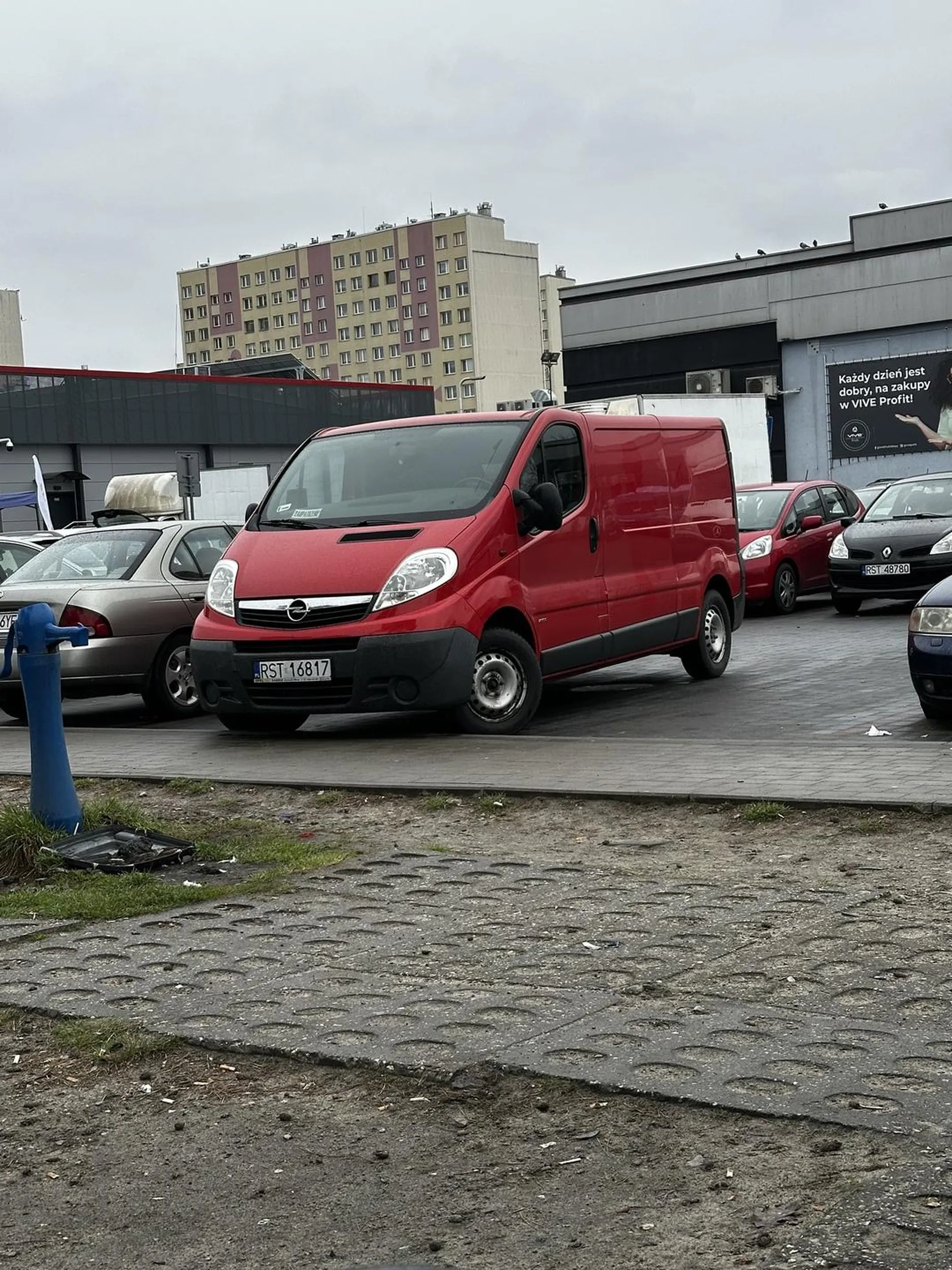 Polecam wyrobić niebieską kartę jak nie potrafi się parkować