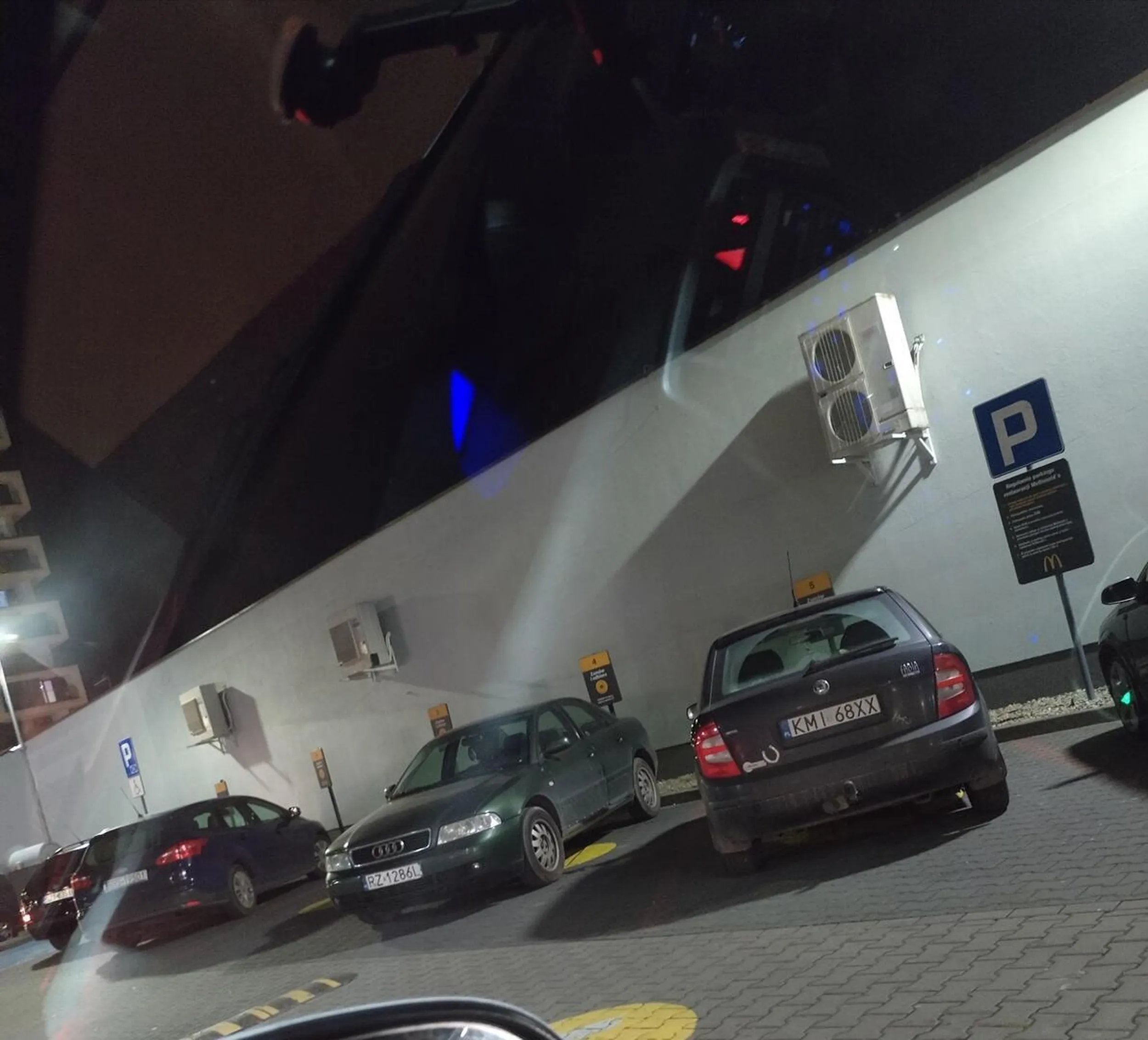 Mistrz parkowania :)