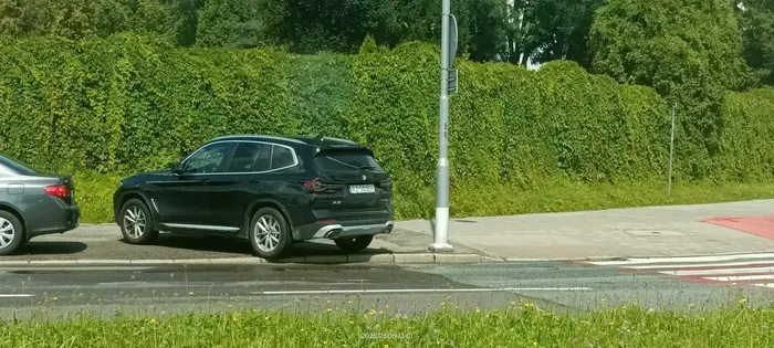 Dupę do bicia wystawił. :-P