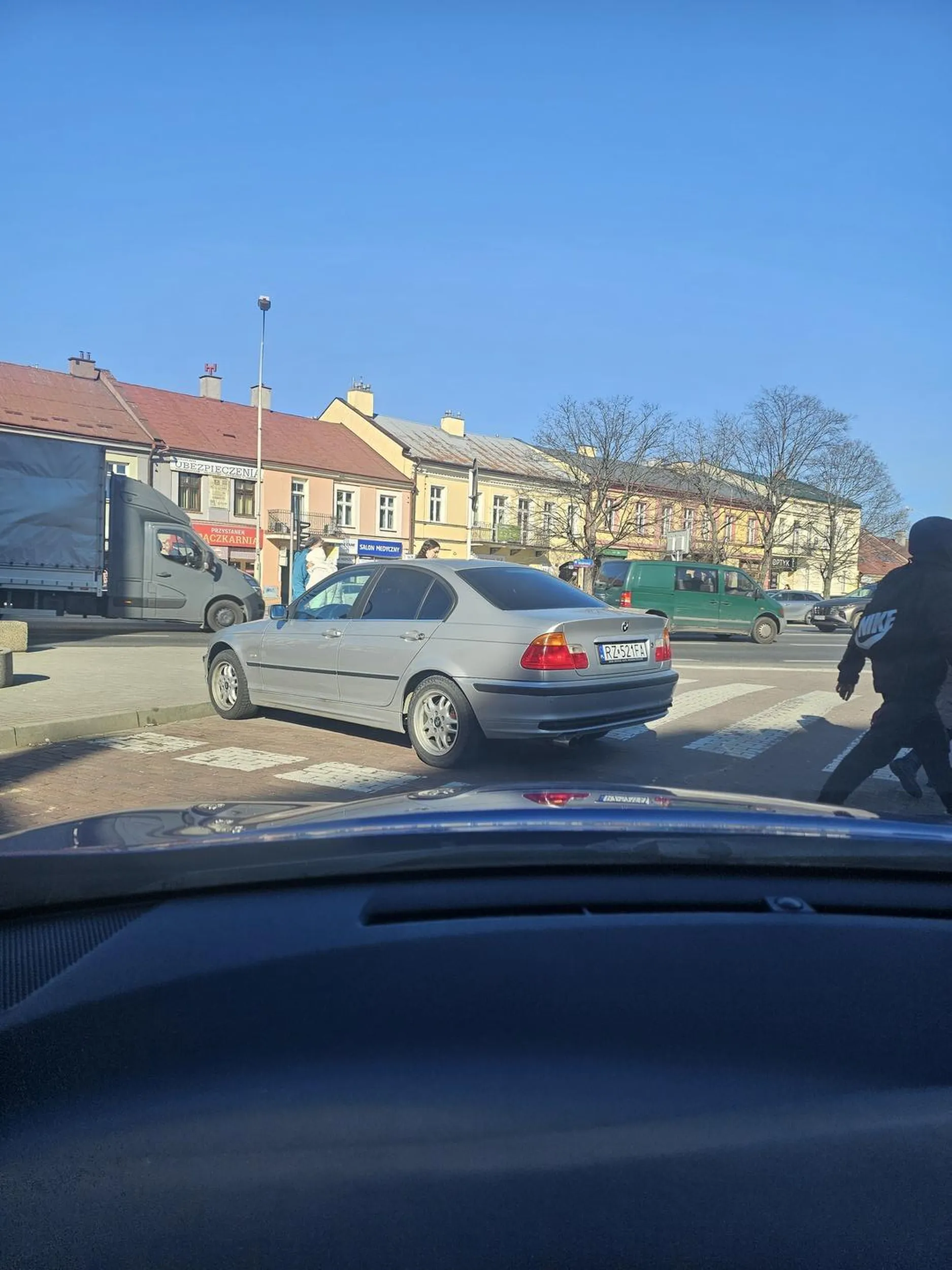 Ja się za głowę złapałem co tu się stało ?