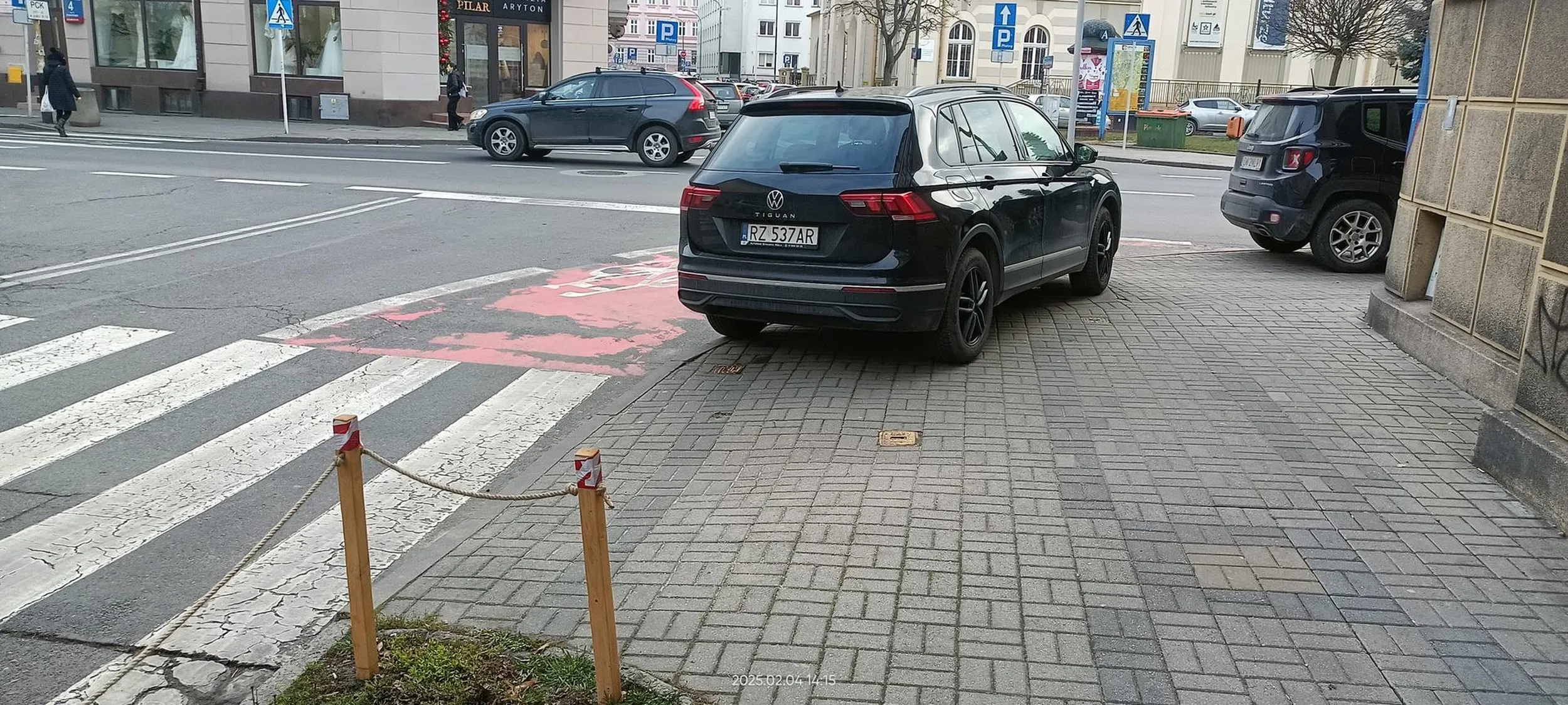 Niektórzy to jednak mają jajecznicę zamiast mózgu.