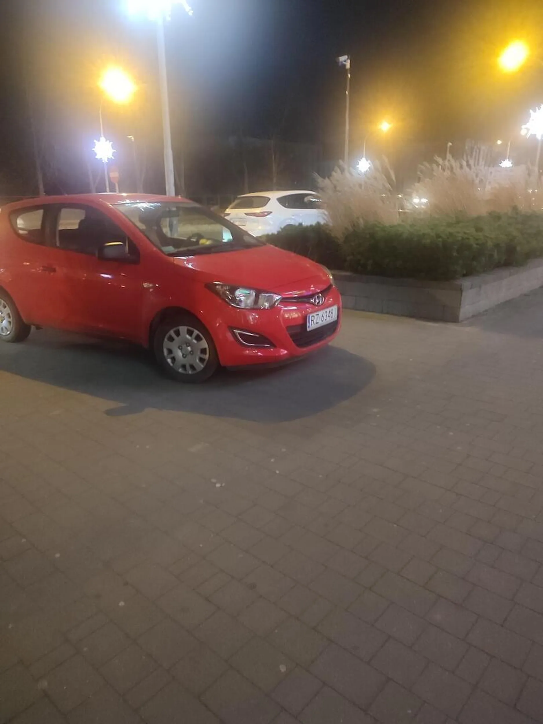 Następnym razem proponuje do galerii wjechać, bo po co się ograniczać