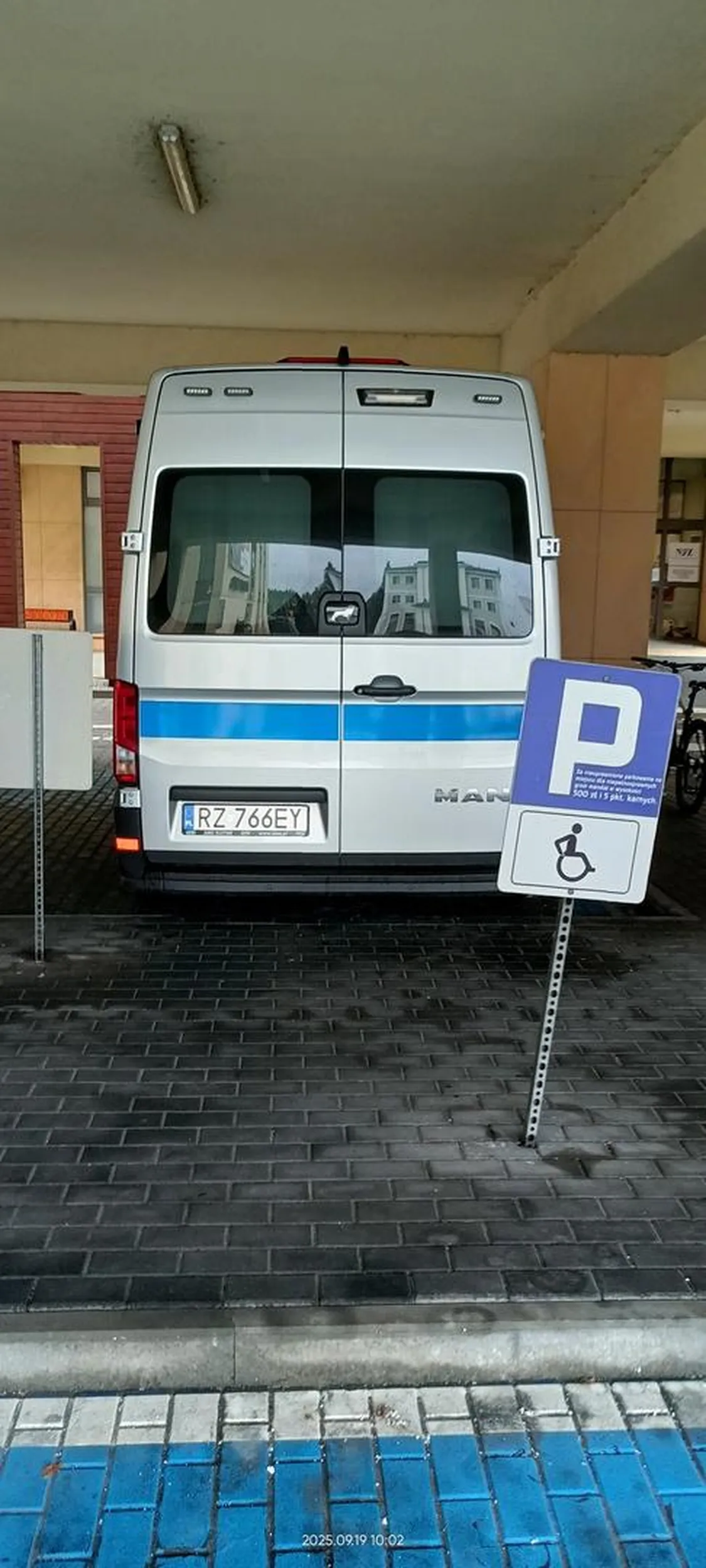 Służba więzienna na miejscu dla kobiet w ciąży. "Full kulturka". Jak tu mieć zaufanie do służb mundurowych?