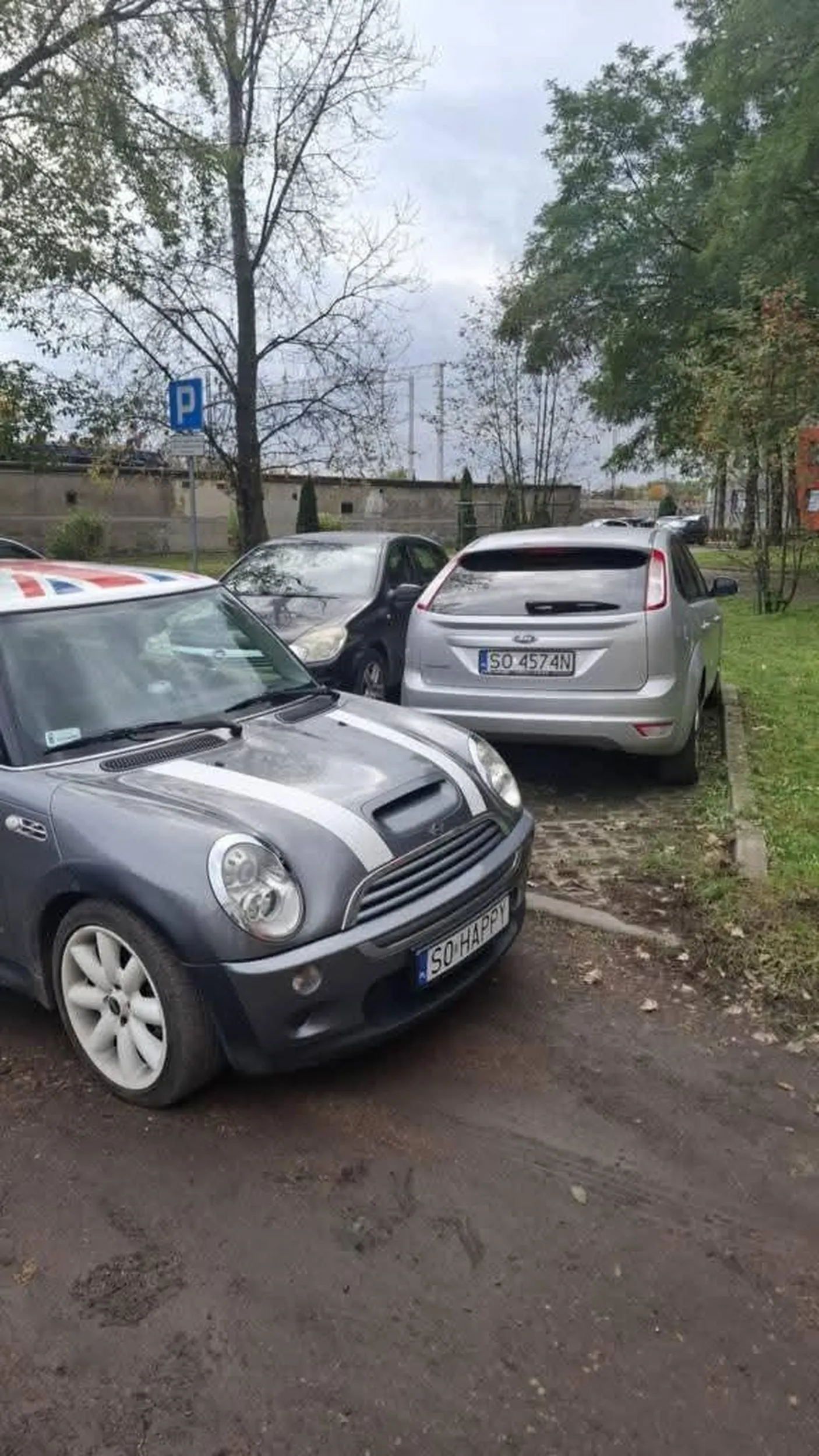 Nie potrafi parkować zastawia auta regularnie
