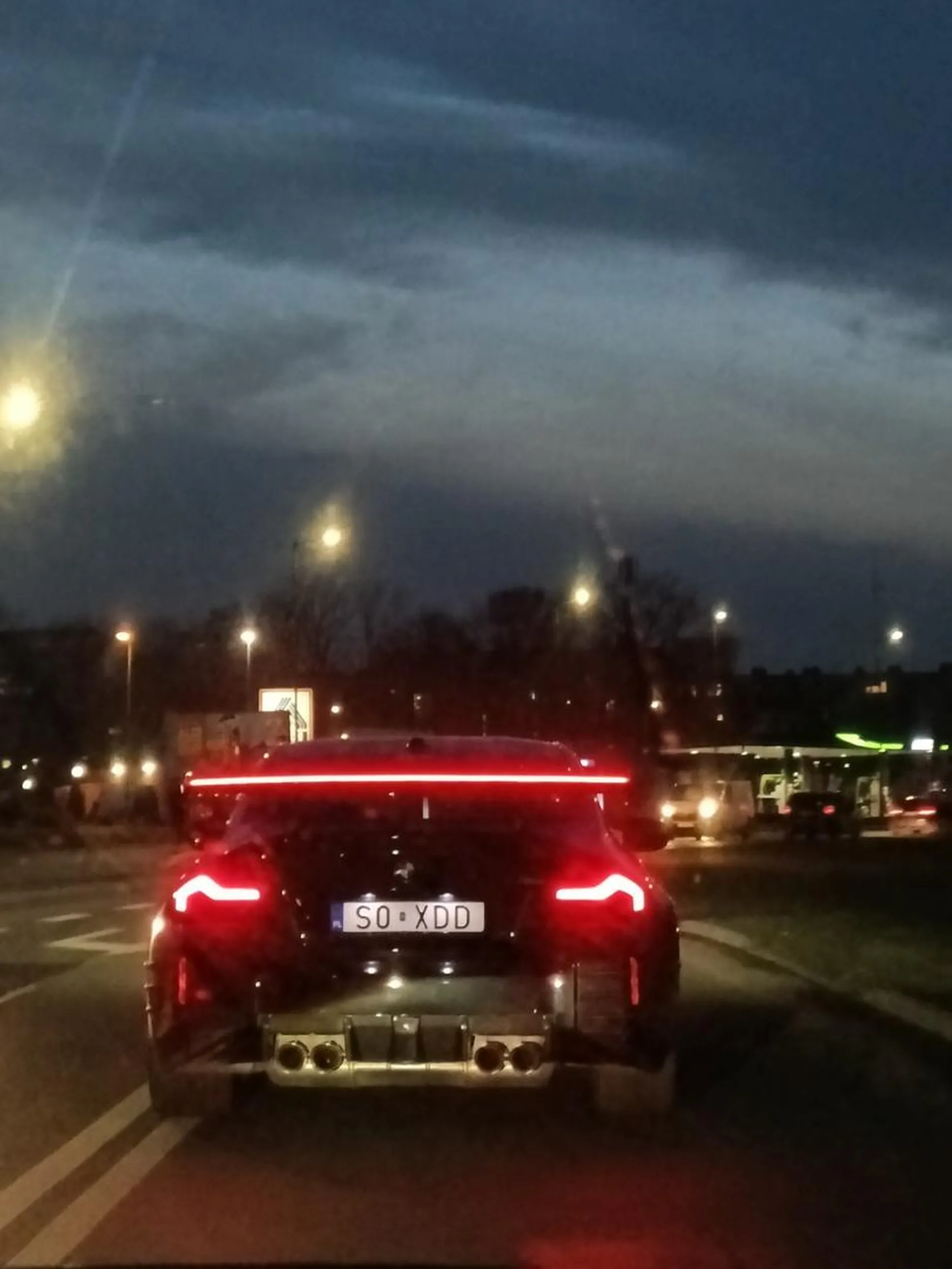 Przekozak! Widziałam dzisiaj. Pozdro dla kierowcy!