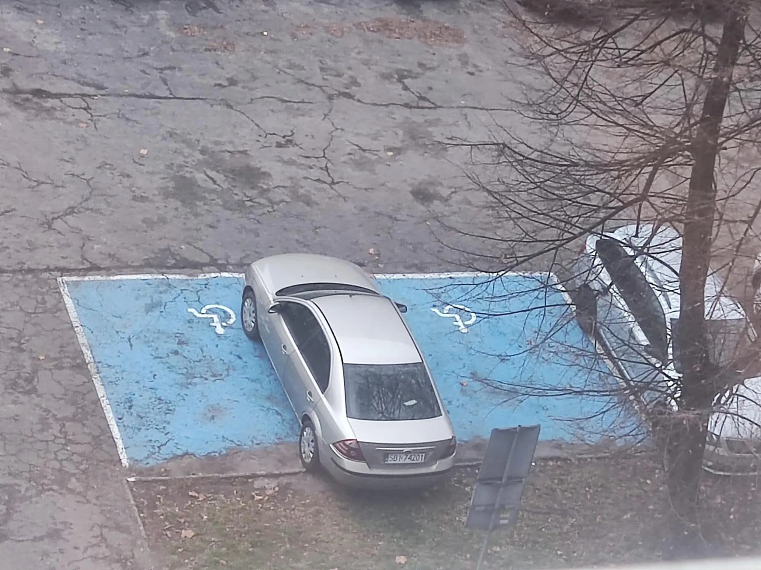 dla tego pana parkowanie to stan umysłu.