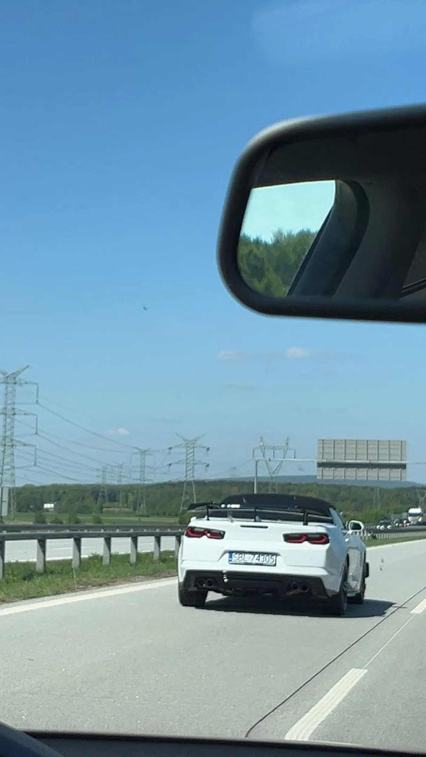 Bardzo przystojny kierowca. Bardzo fajnie było się ścigać