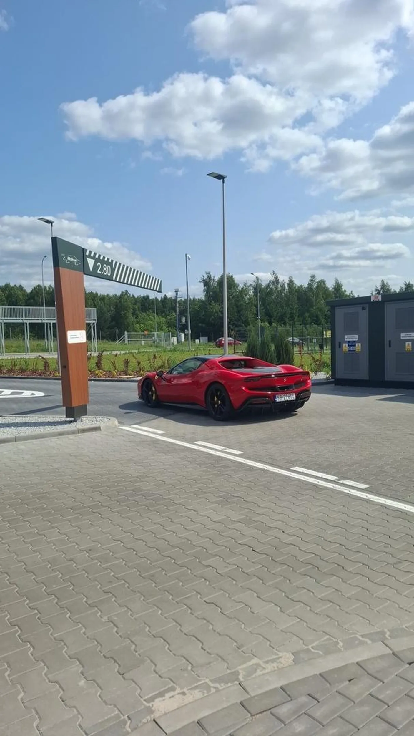 Pozdro fajny samochodzik