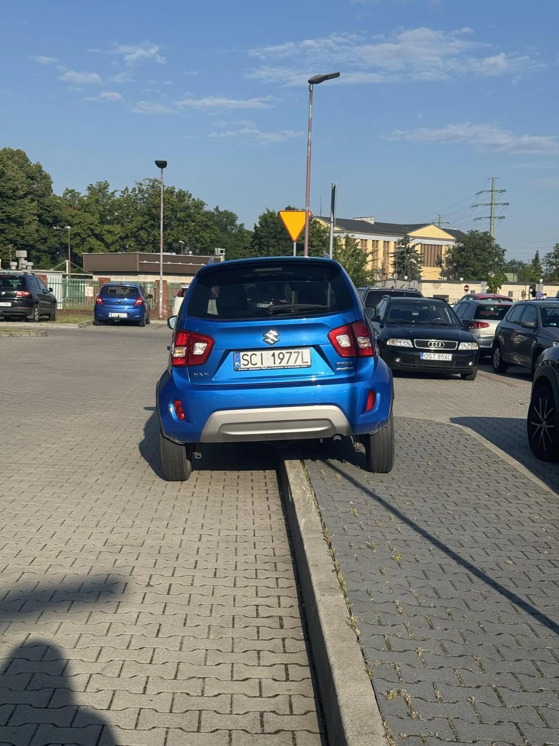 Naucz się parkować.