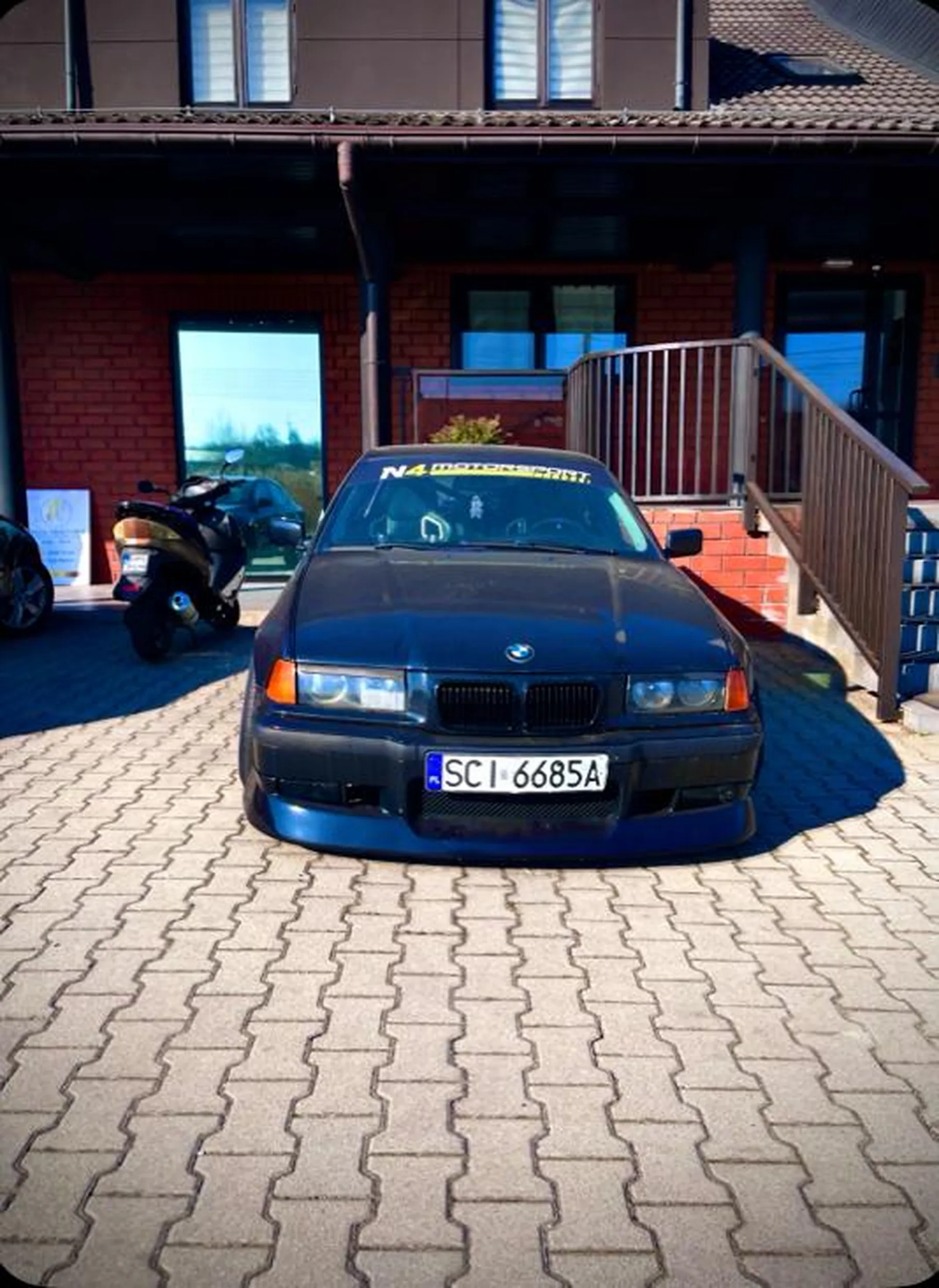 Bardzo ładne BMW!? Widziałem go dzisiaj pierwszy raz i bardzo się mi spodobał