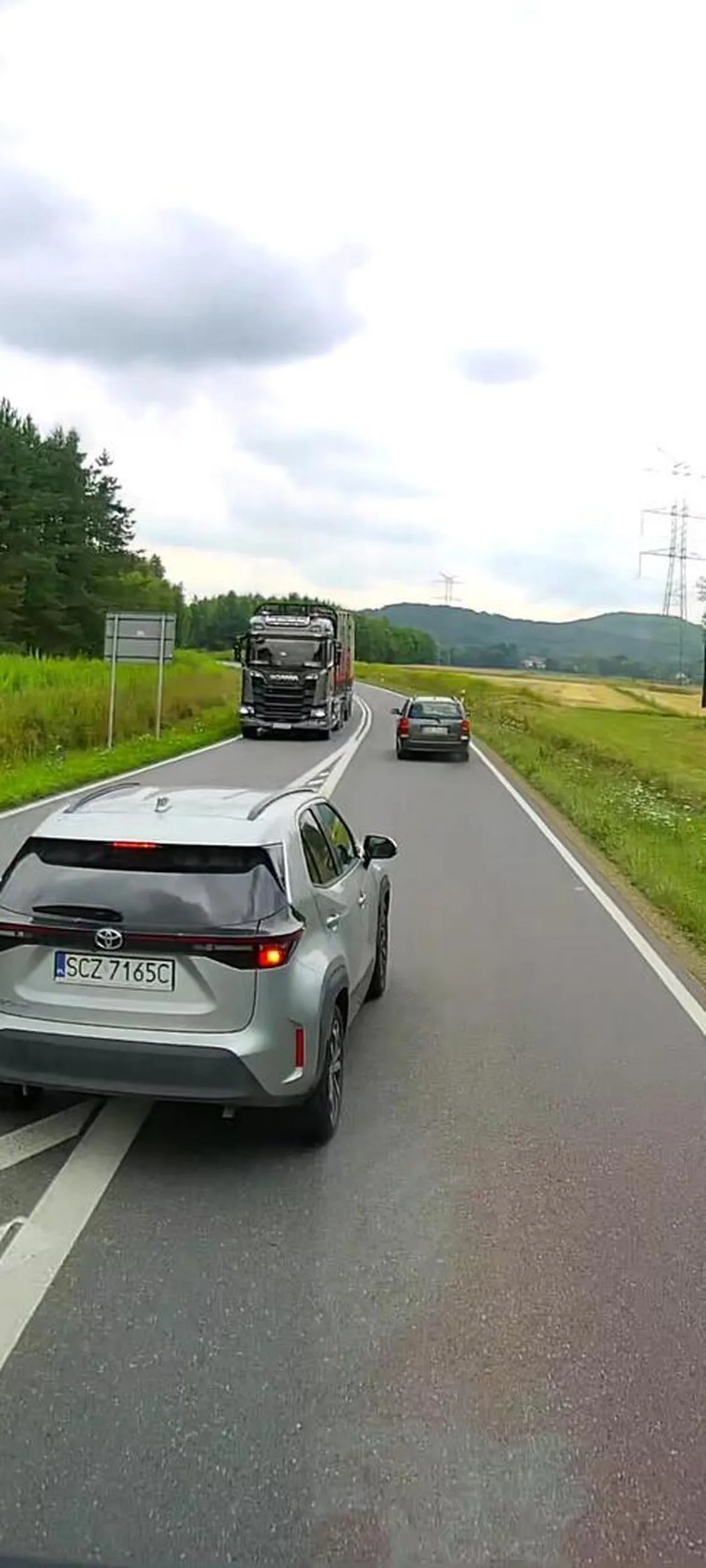 brak słów co ty patafianie wyprawiasz to że byś zabił siebie mała strata ale pomyśl że możesz zrobić innym krzywde