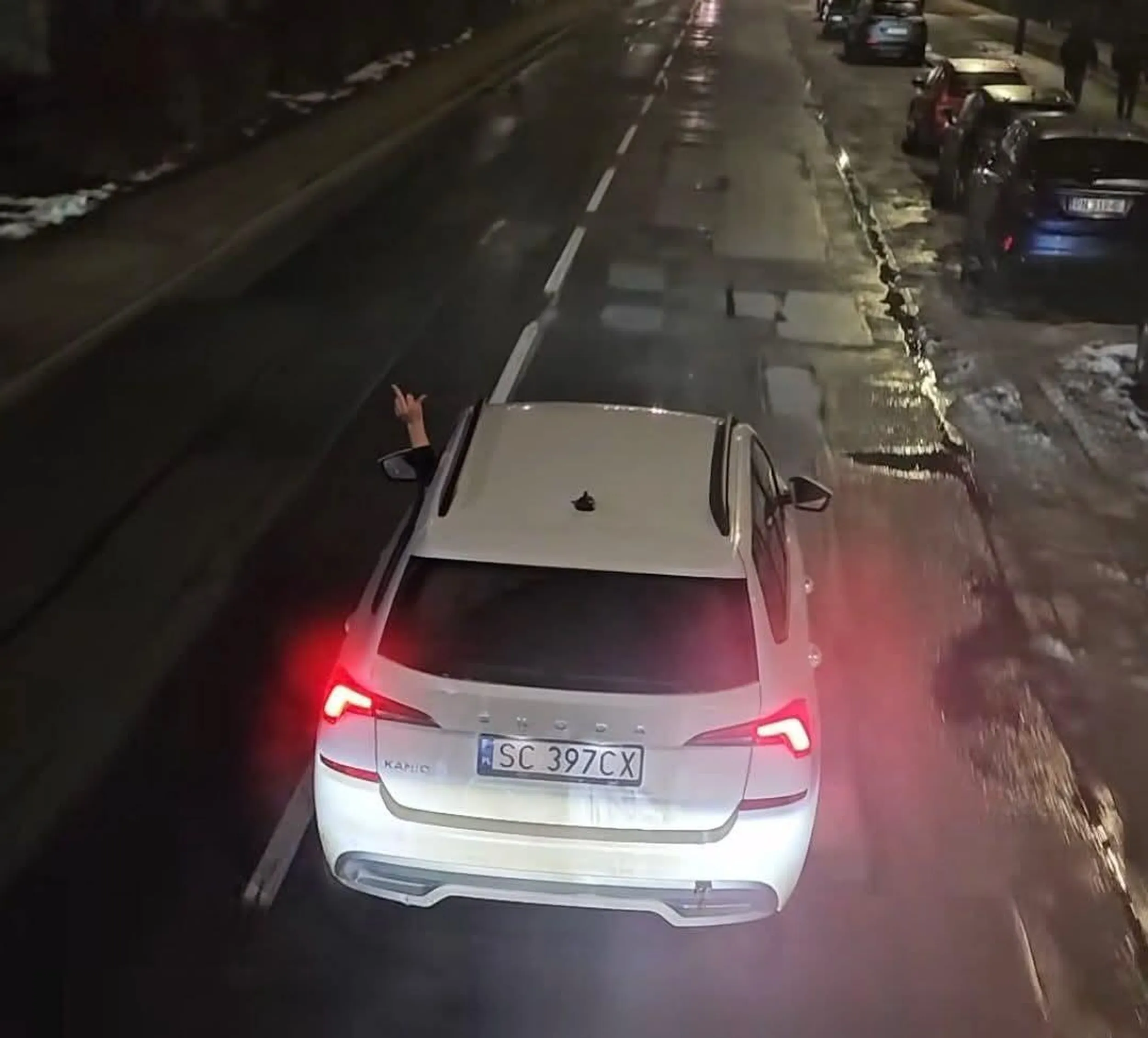 Za palucha autor nagrania moze śmiało uzyskać z 2000 zł. Polecam złożyć pozew z KC:)