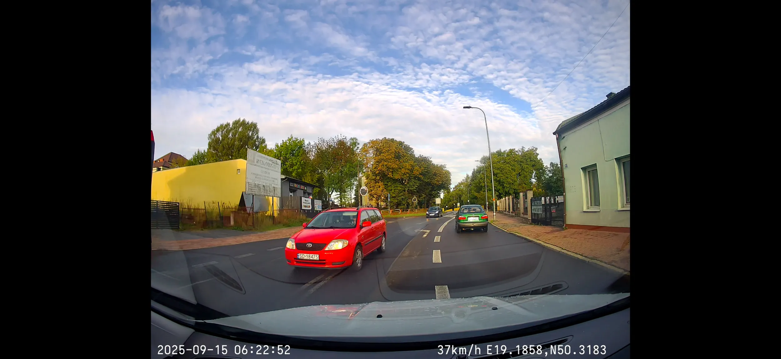 Prawko wygrane w chipsach, nie potrafi jeździć na swoich liniach tylko na kolizje z przeciwnym pasem