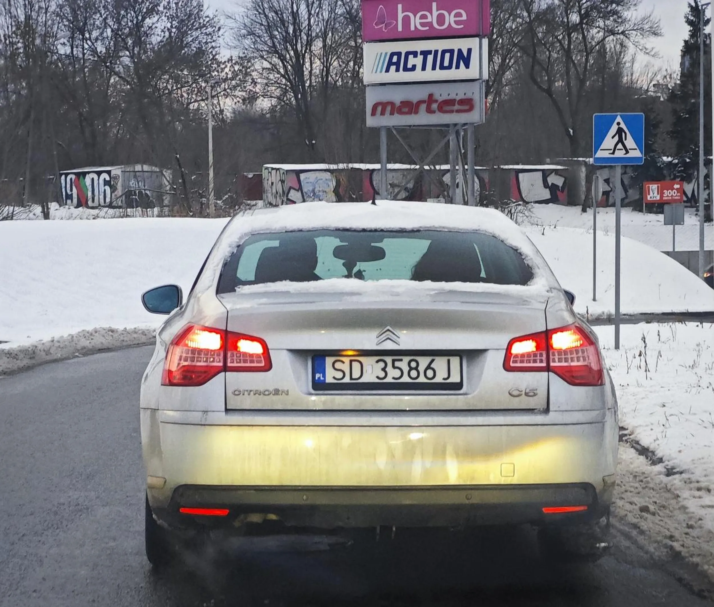 Jak już wymuszasz pierwszeństwo to naciśnij gaz!