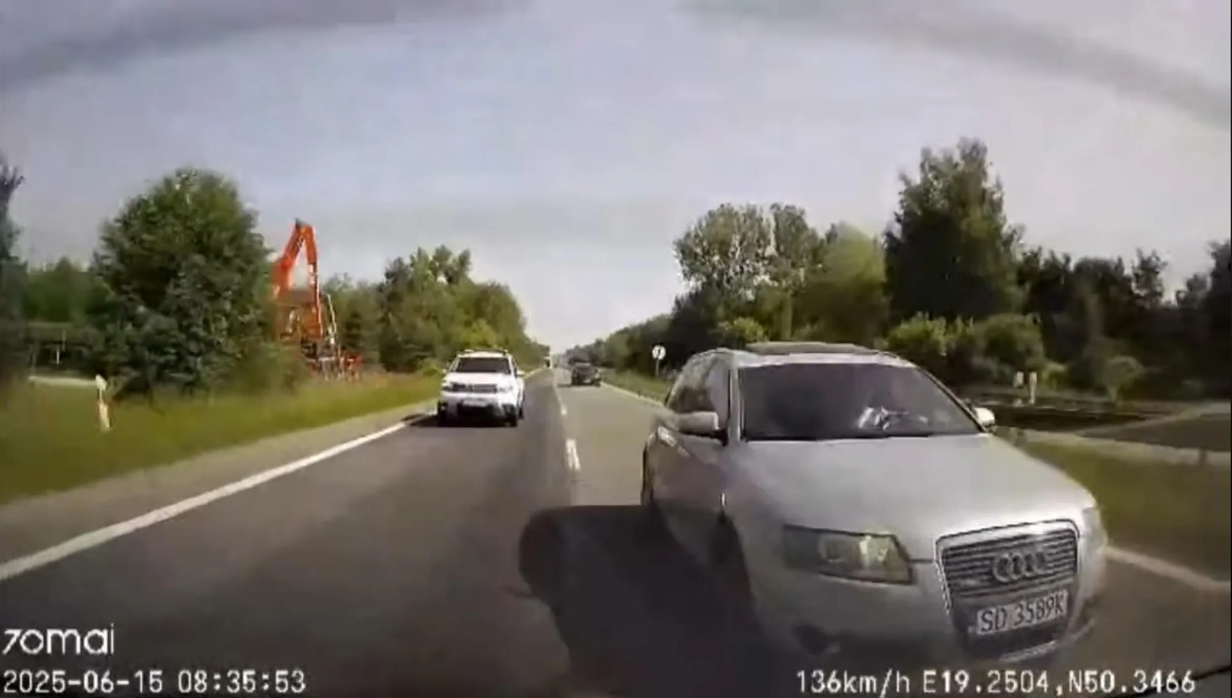 Jazda na zderzaku + zajeżdżanie drogi.