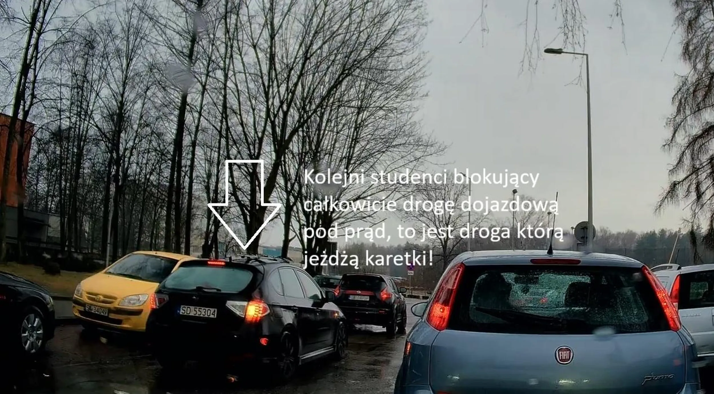 Pani studentka Śląskiego Uniwersytetu jedzie pod prąd lewym pasem bo jest "ponad" korki w których stoją pacjenci pediatryczni GCZD, a następnie blokuje możliwość skrętu w lewo do szpitala... naprawdę świetnie zaczynają