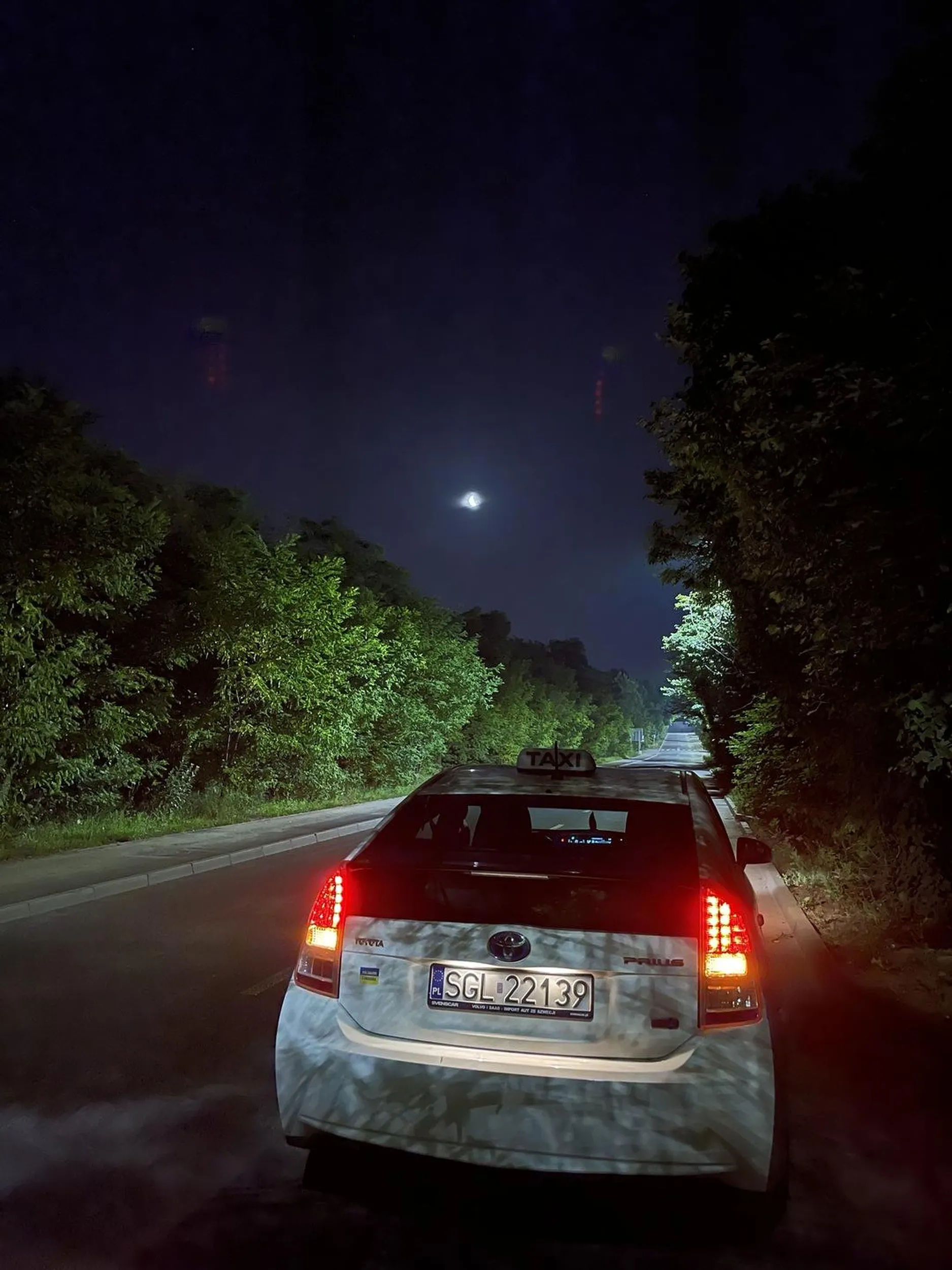 Spoko ziomek. Fajnie zapierdala