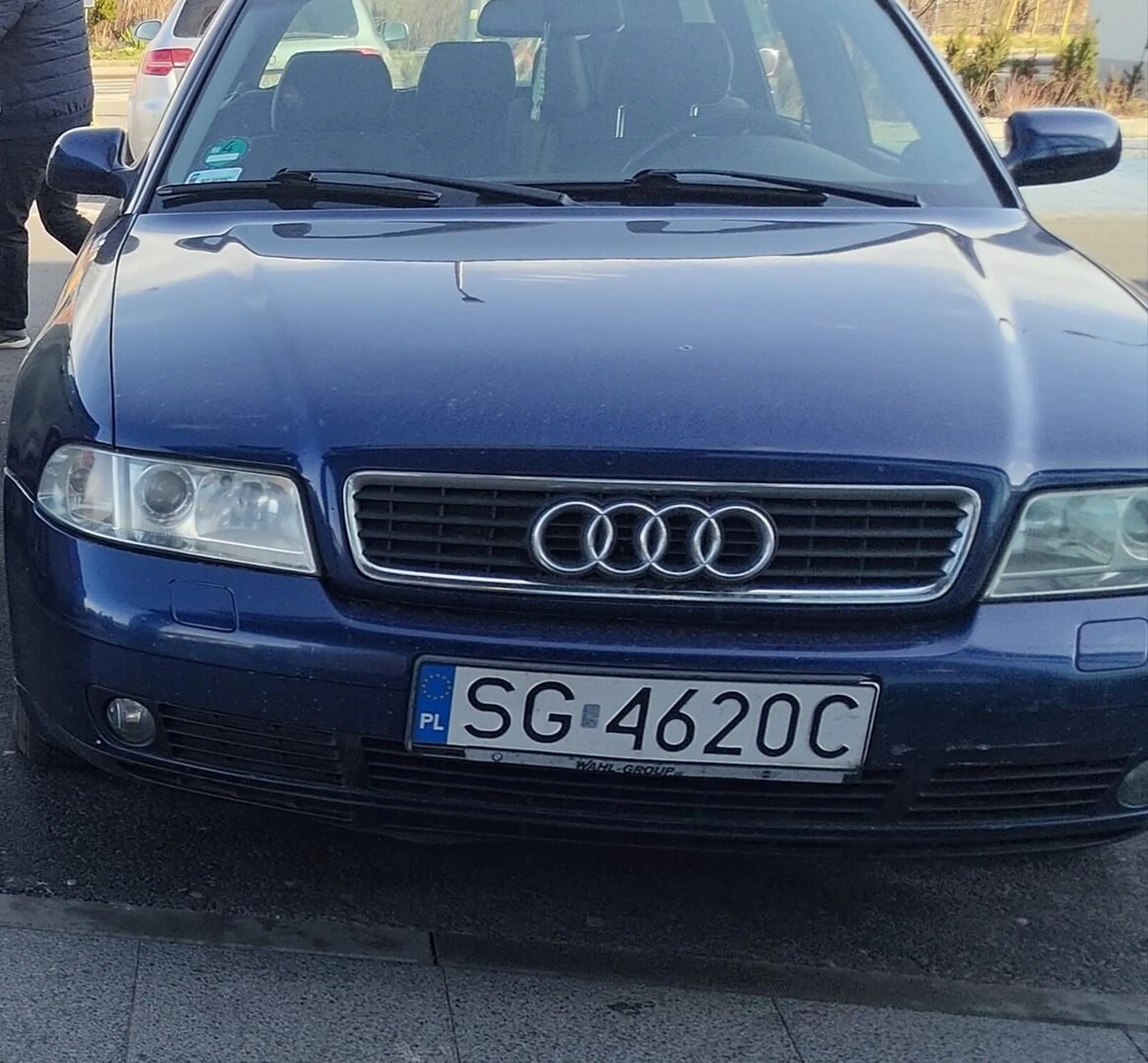 Następnym razem, możesz wjechać samochodem do sklepu. Po co wysiadać z pojazdu