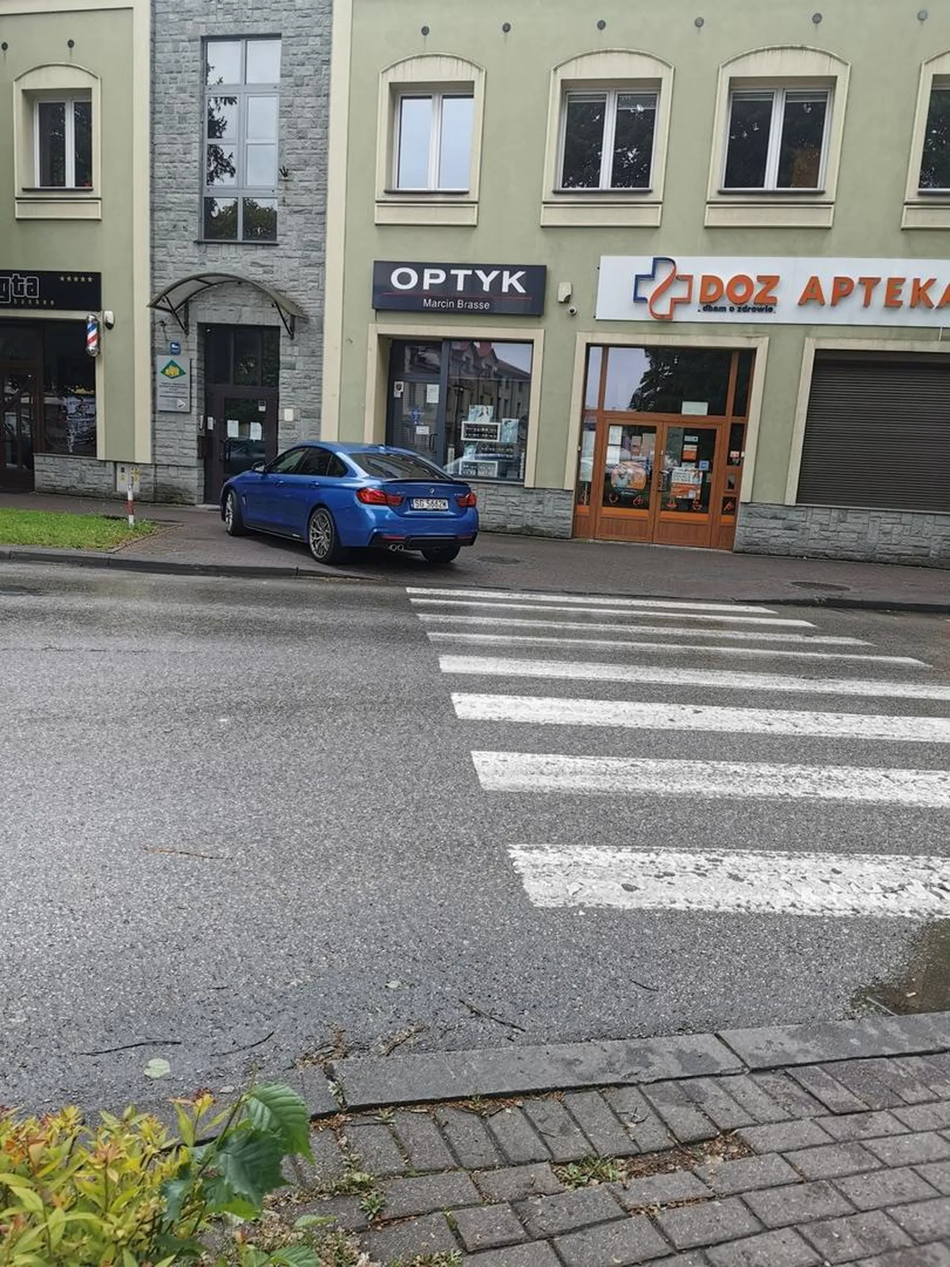 Zrobił to samo haha co za tępak