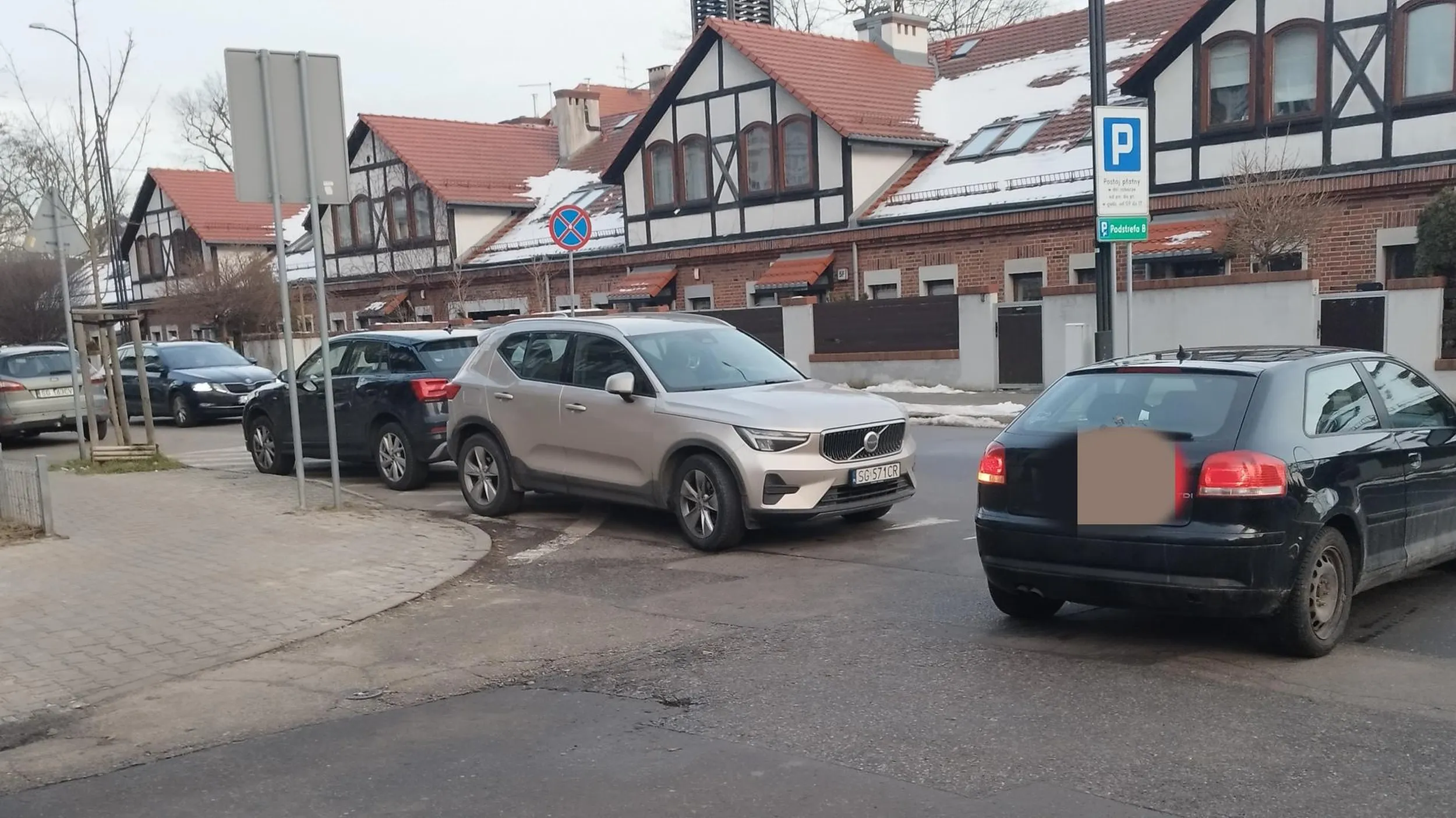 20.01.2025, miszcz parkowania, czy zwykła menda? Odpowiedź nie jest łatwa ;)