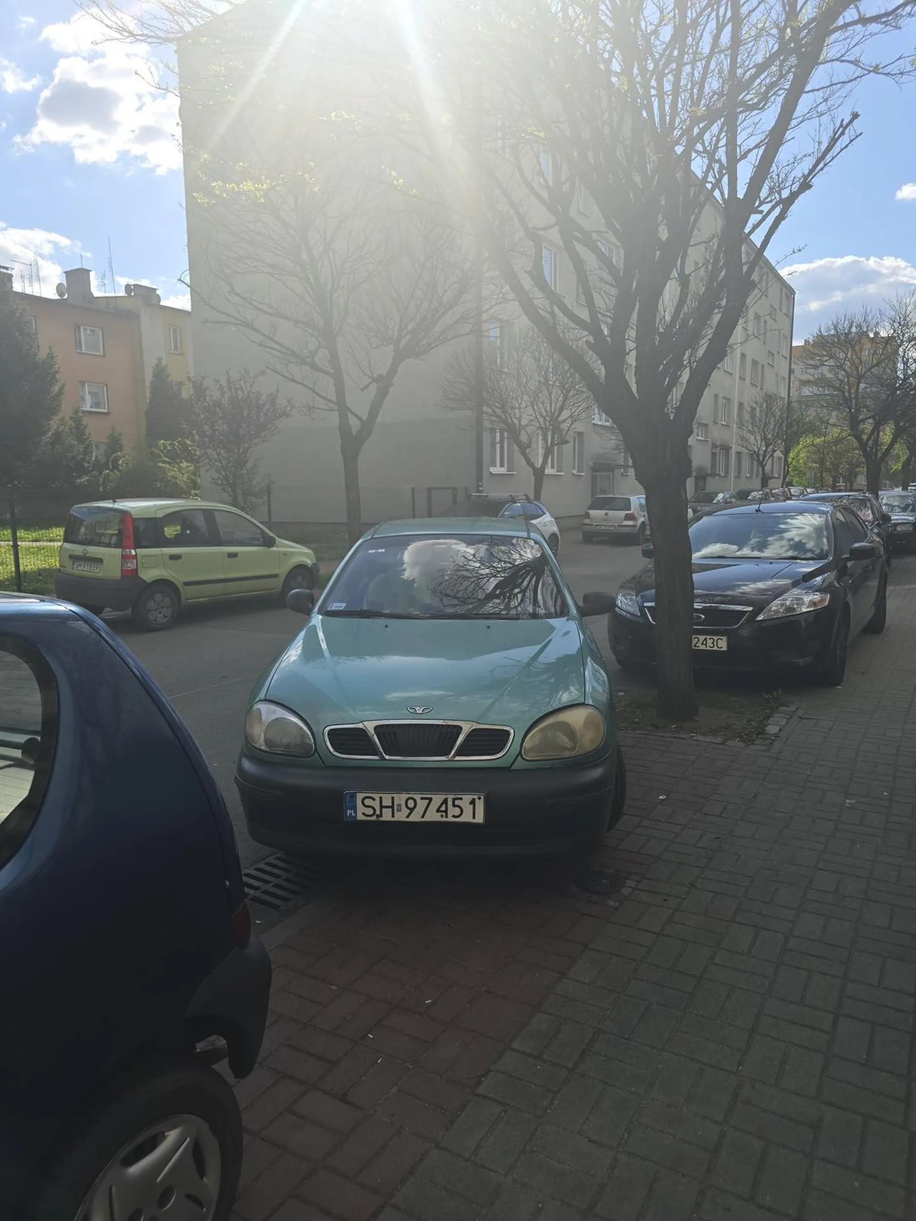 Parkowanie za przeproszeniem na od****dol