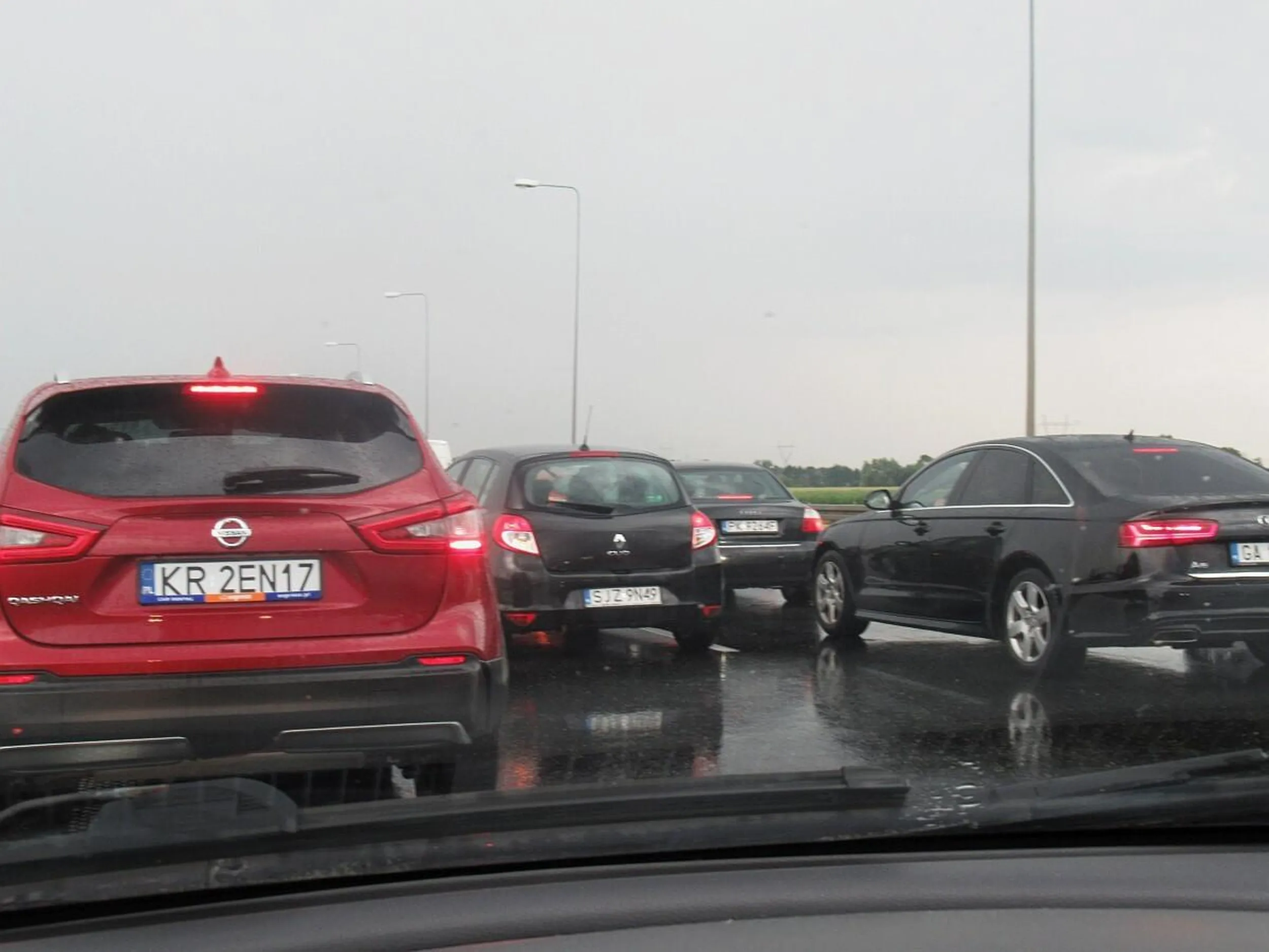 Korytarz ratunkowy po polsku: