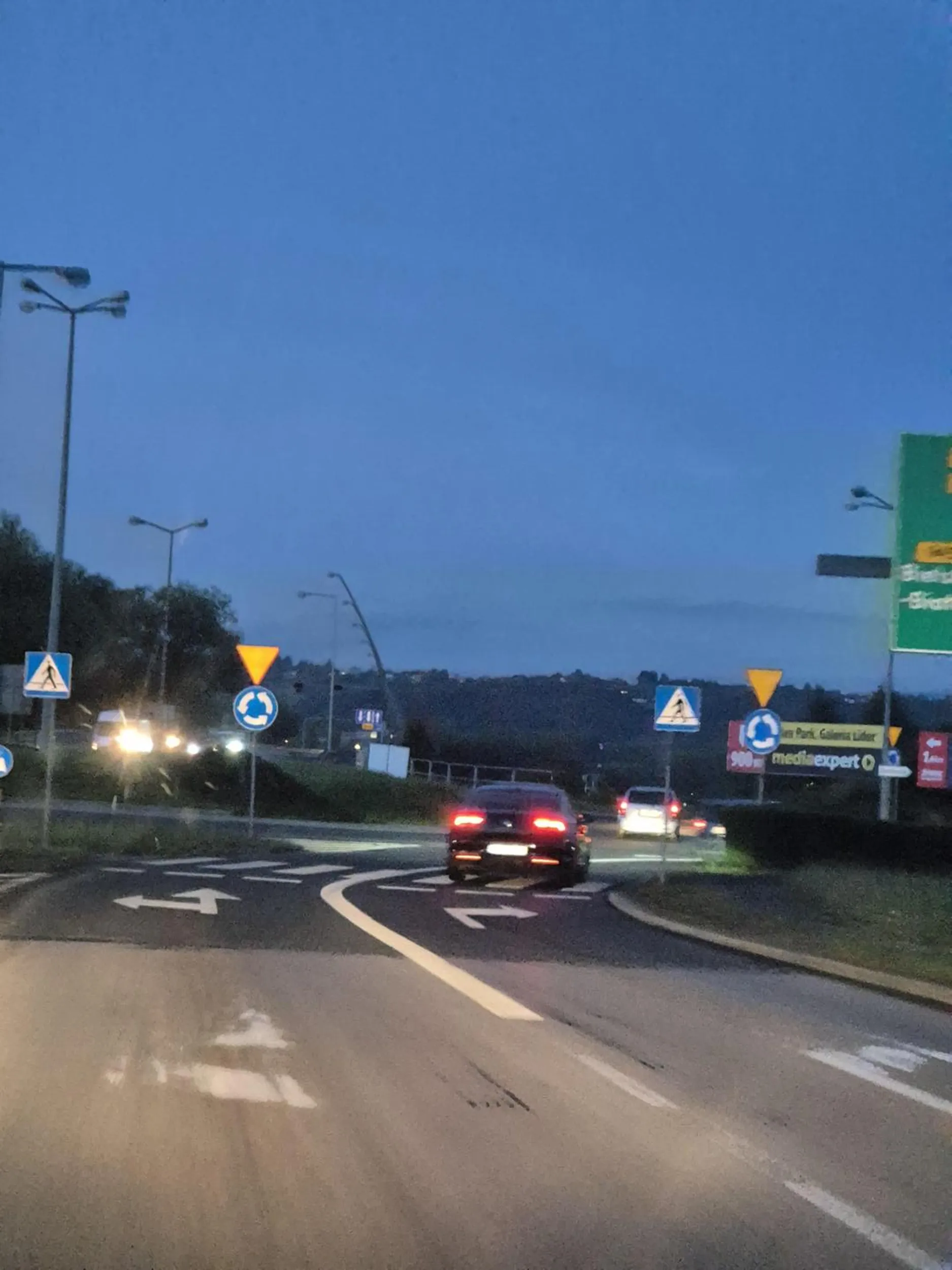 Doucz się tępaku jakie są ograniczenia prędkości