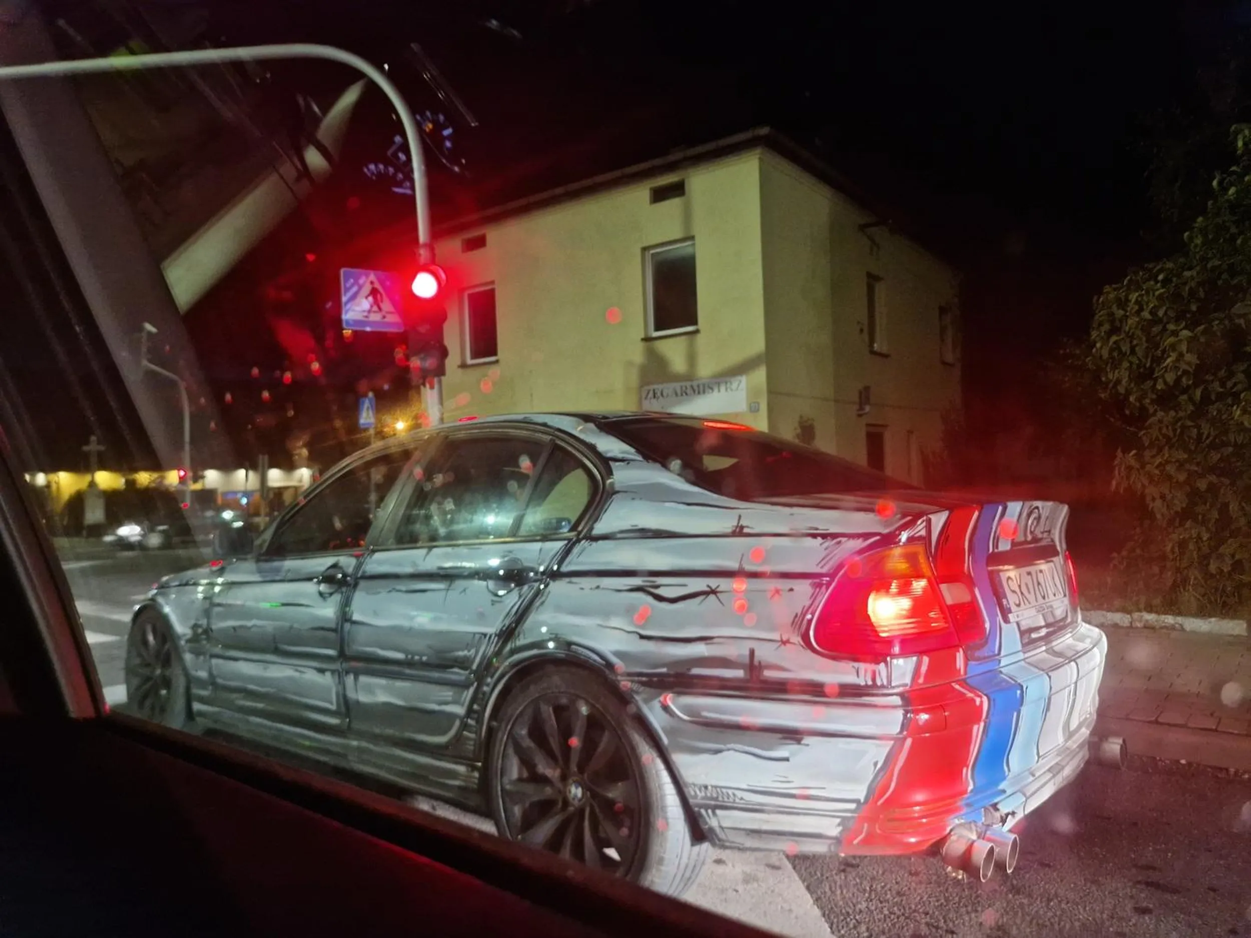 Piękna bmw poprostu ładne malowanie