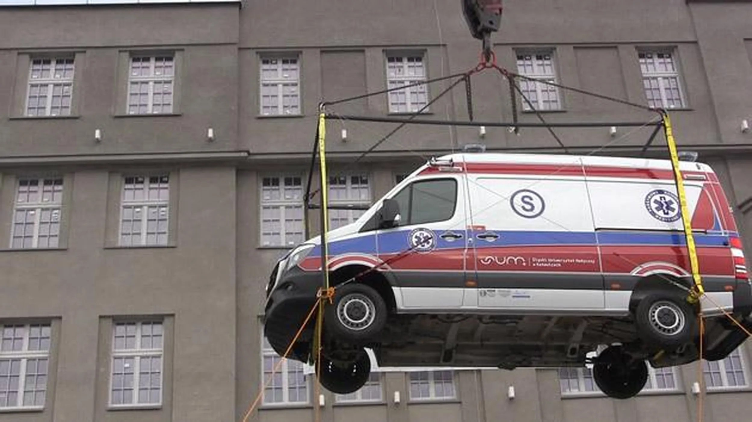 No zesz bardziej na chodniku nie można było stanąć