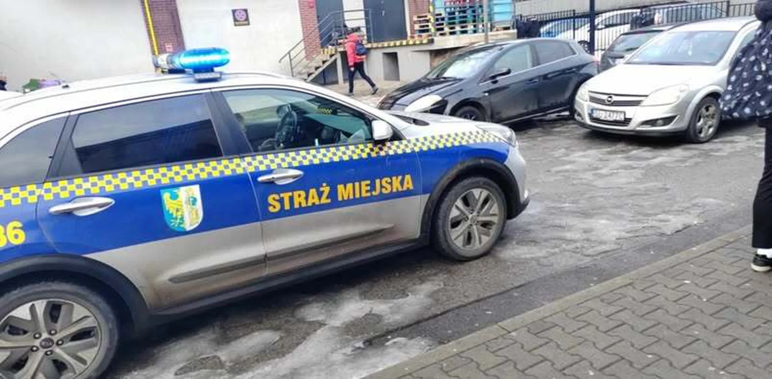 d$bi1 stanął i zawadza, nie dało sie wyjechać xd