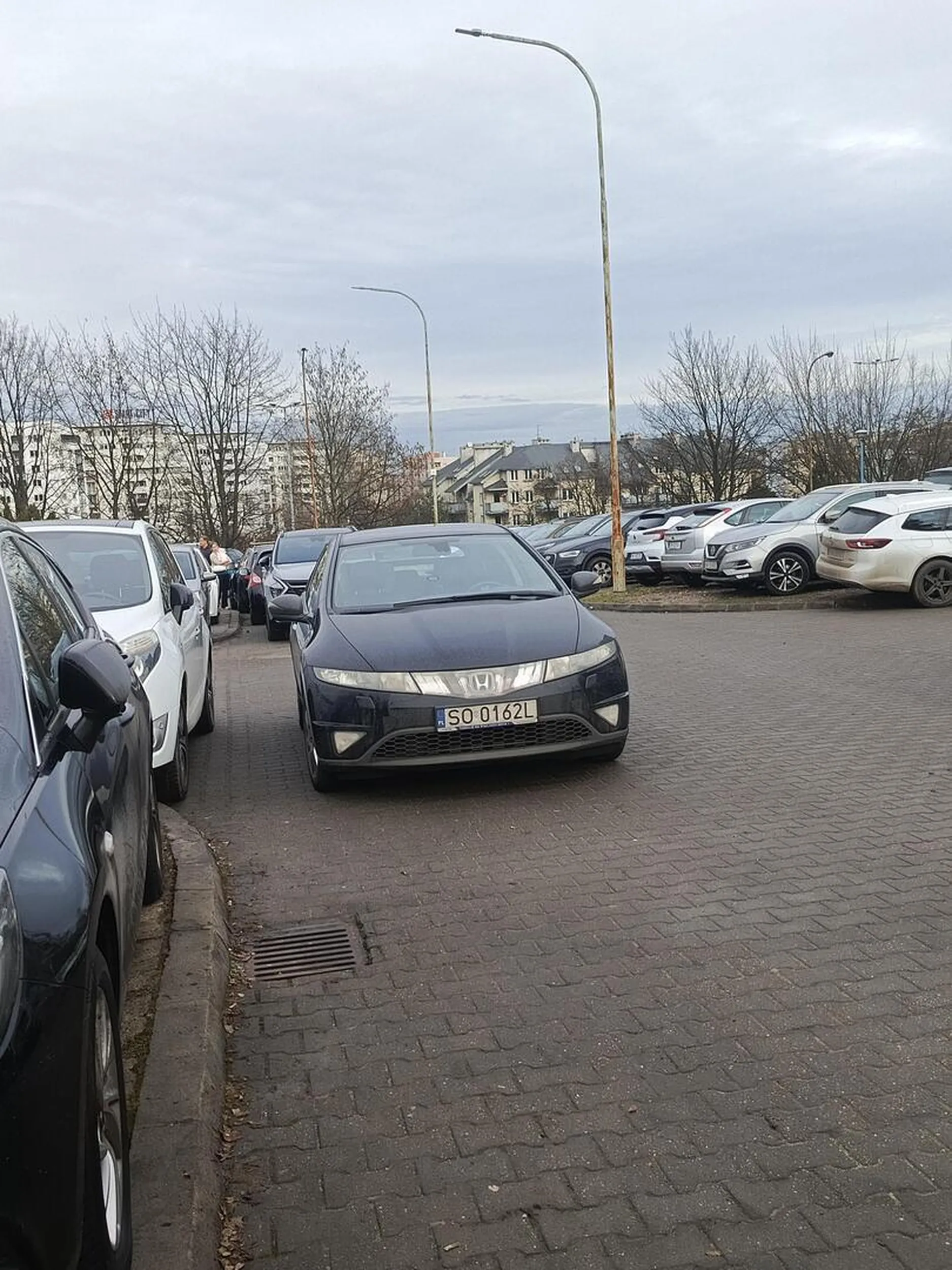 Zastawiłaś przejazd prawie karetka nie przyjechała