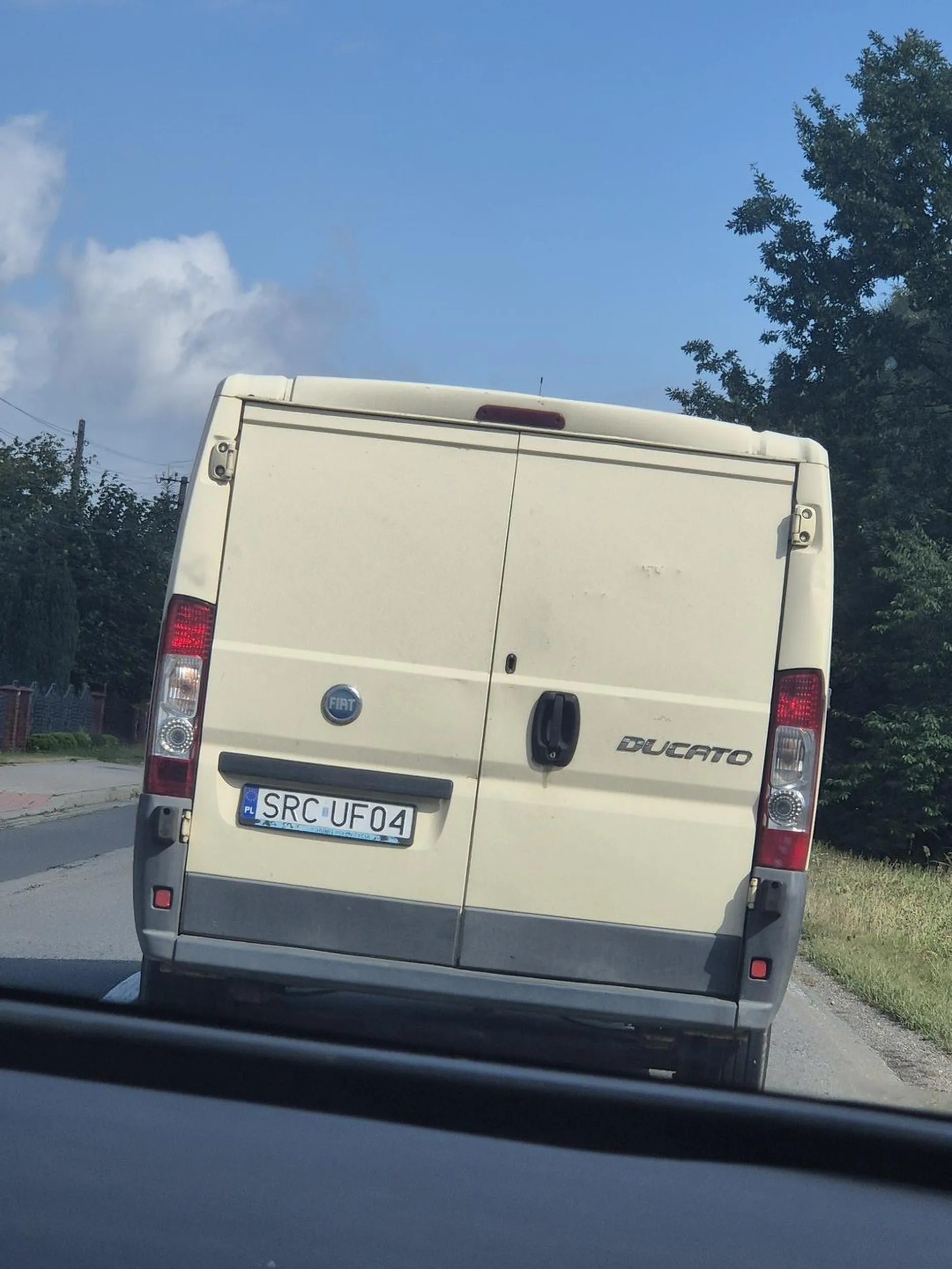 Kretyn nie używa lusterek.