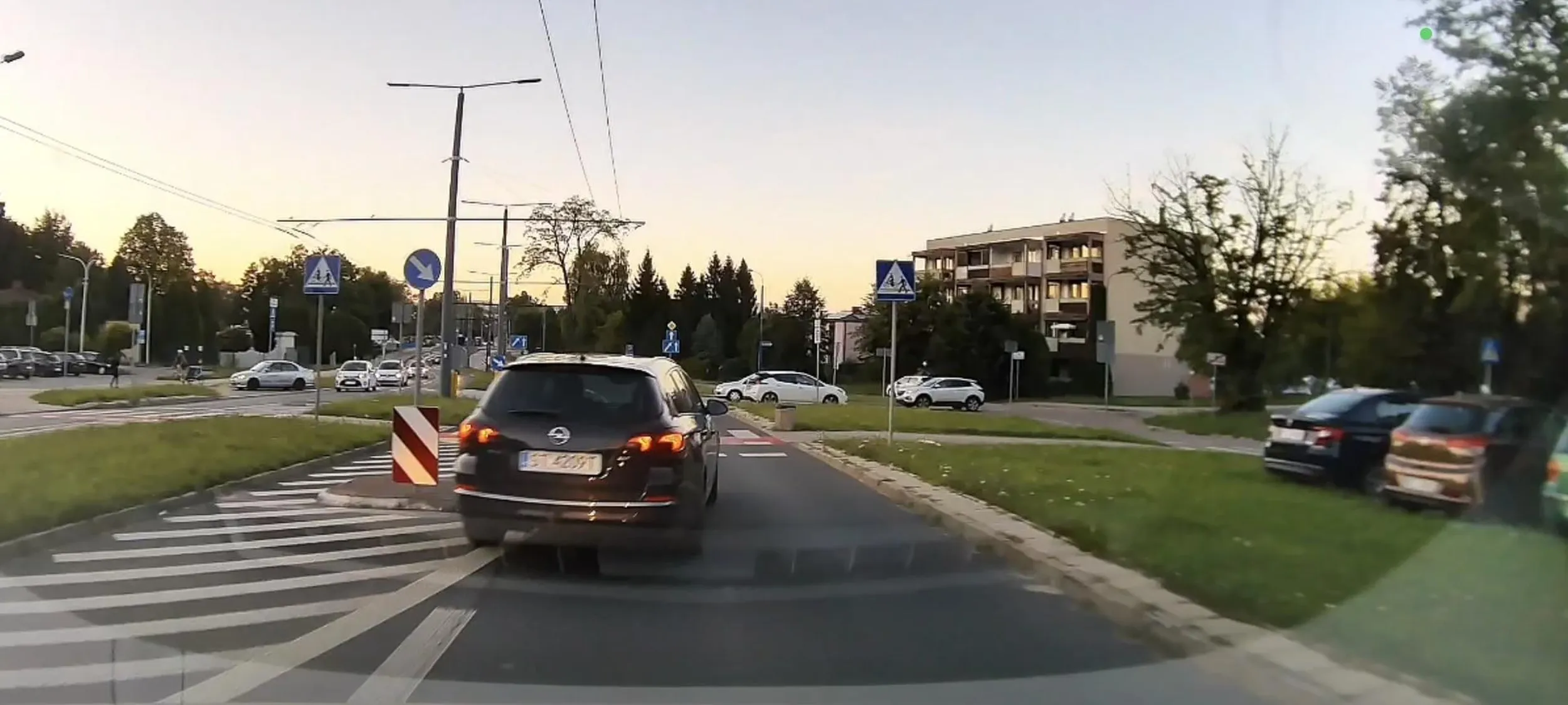 Nie musisz zgłaszać i usuwać komentarzy, jeszcze raz go dodam - i tak jak wcześniej, życzę żeby tatuś urwał Ci to co trzeba żeby więcej takich jak Ty nie było na tym świecie!