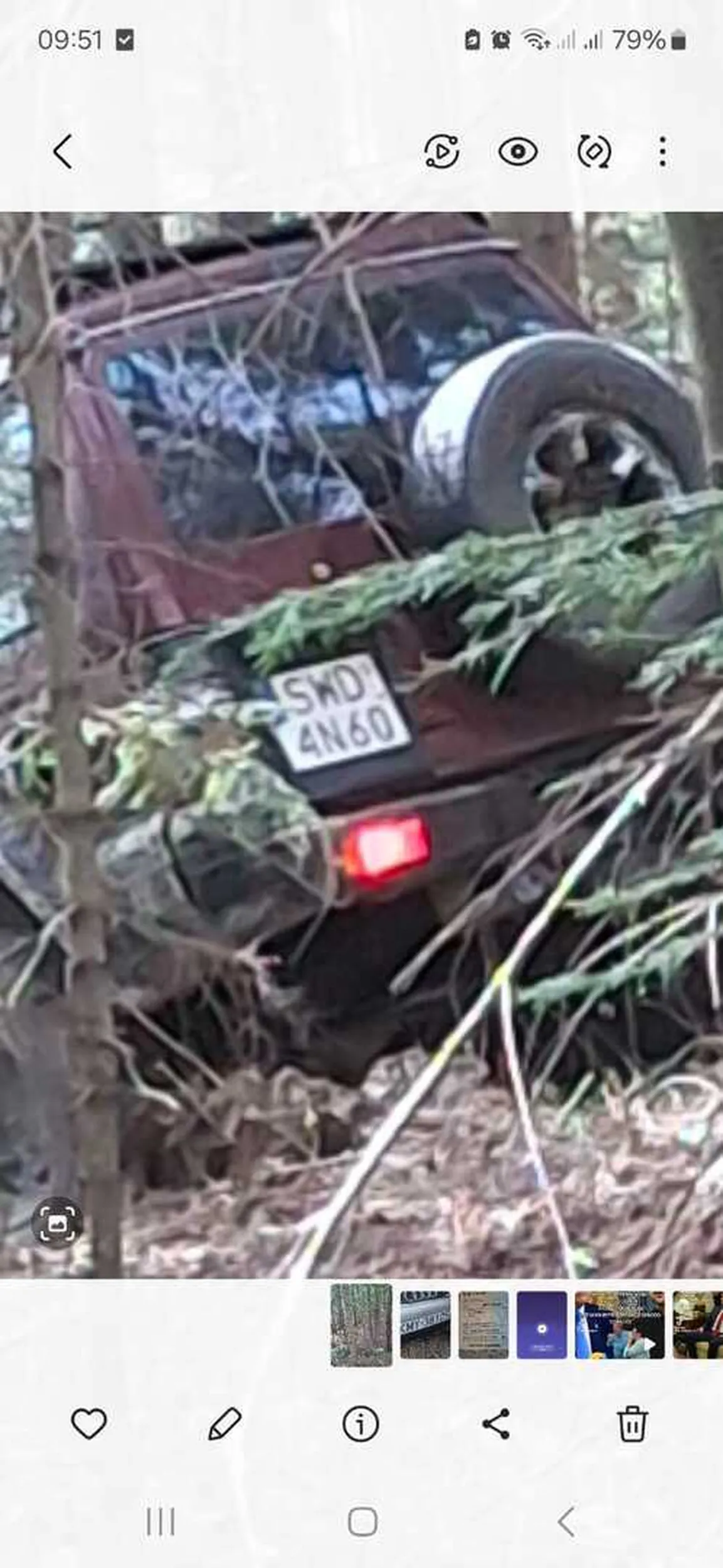 Gnój rozjeżdża pola prywatne niszczysz drogi w lesie w Trzebuni