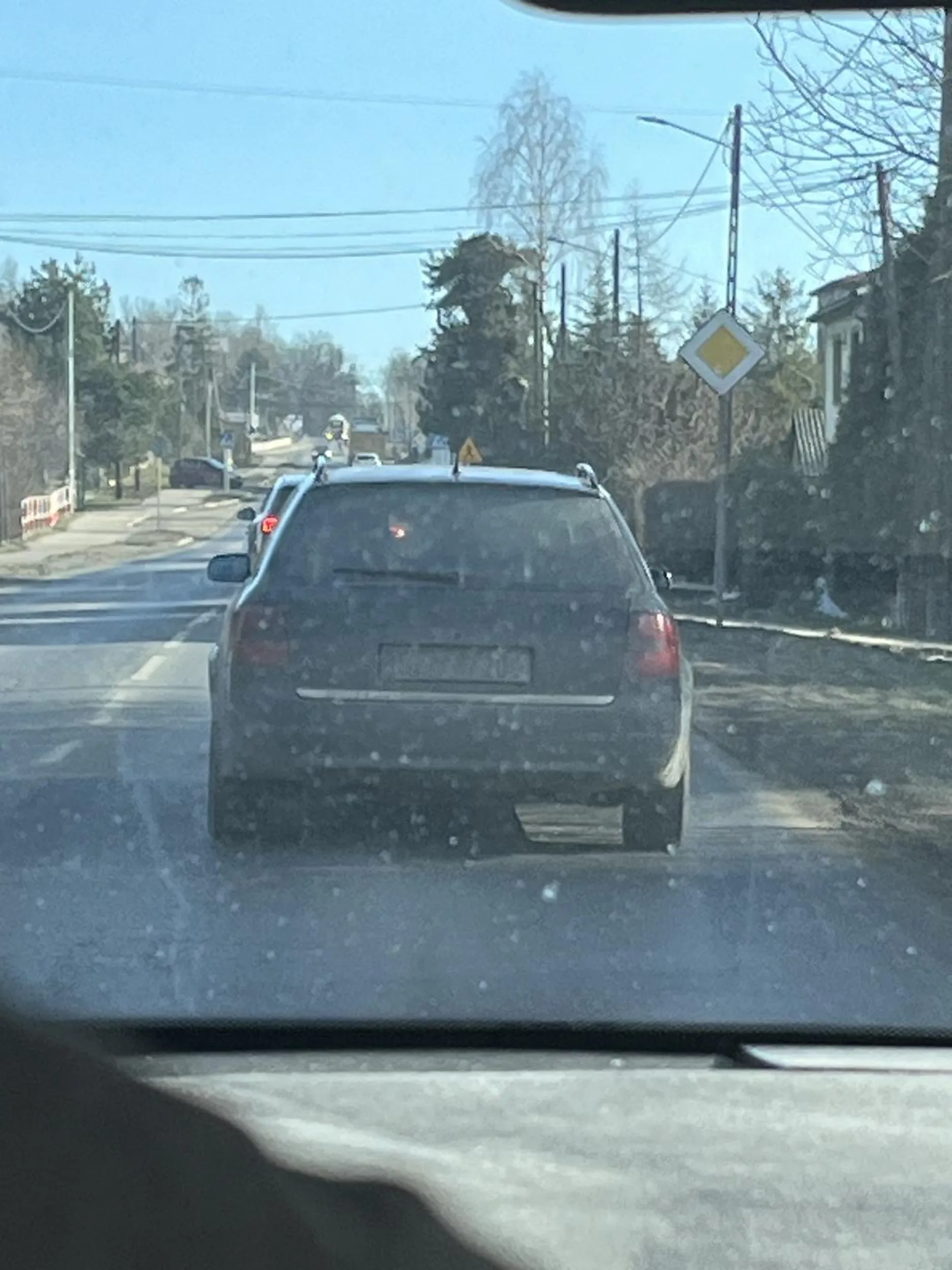 Brudas musisz umyć szyby