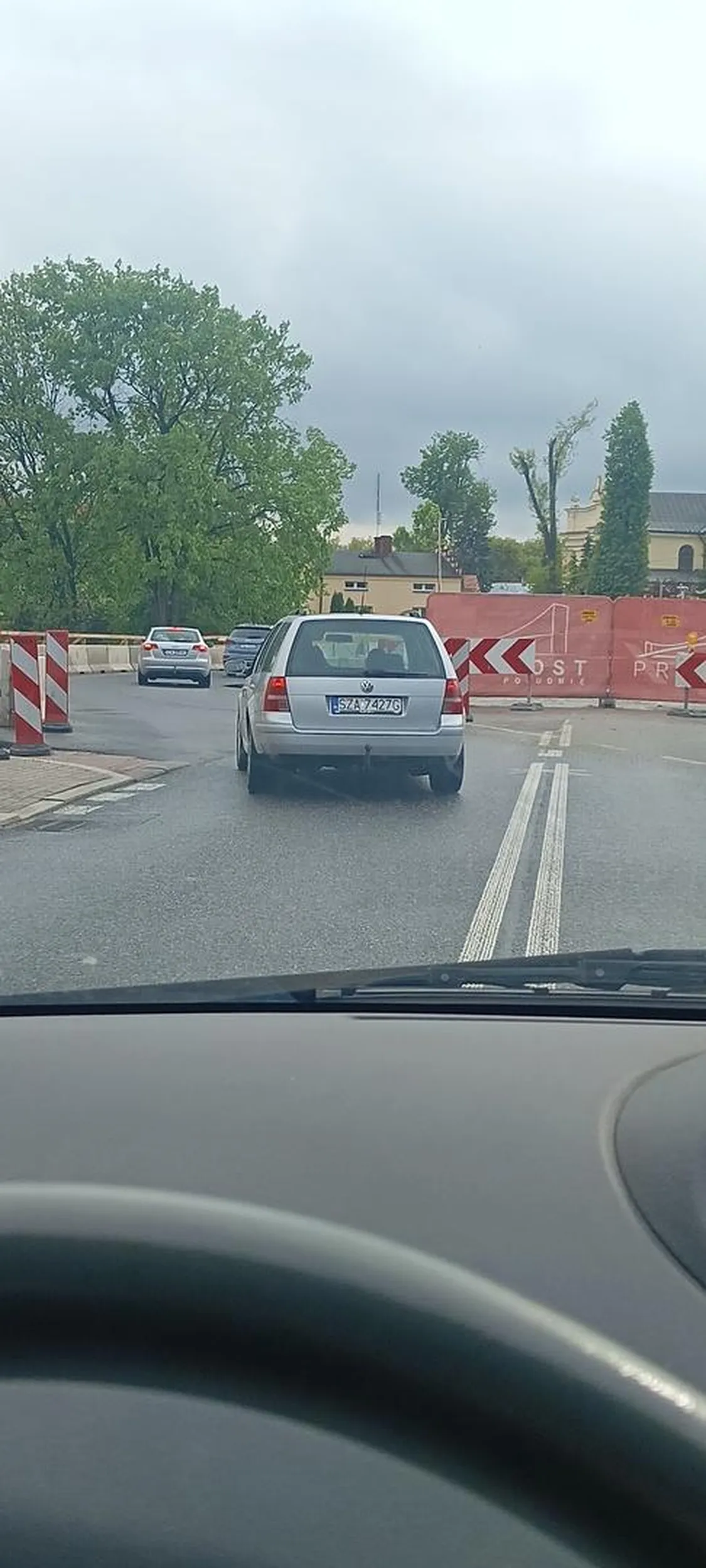 Cwaniak z golfa żeby ci ktoś do dupy nakopał