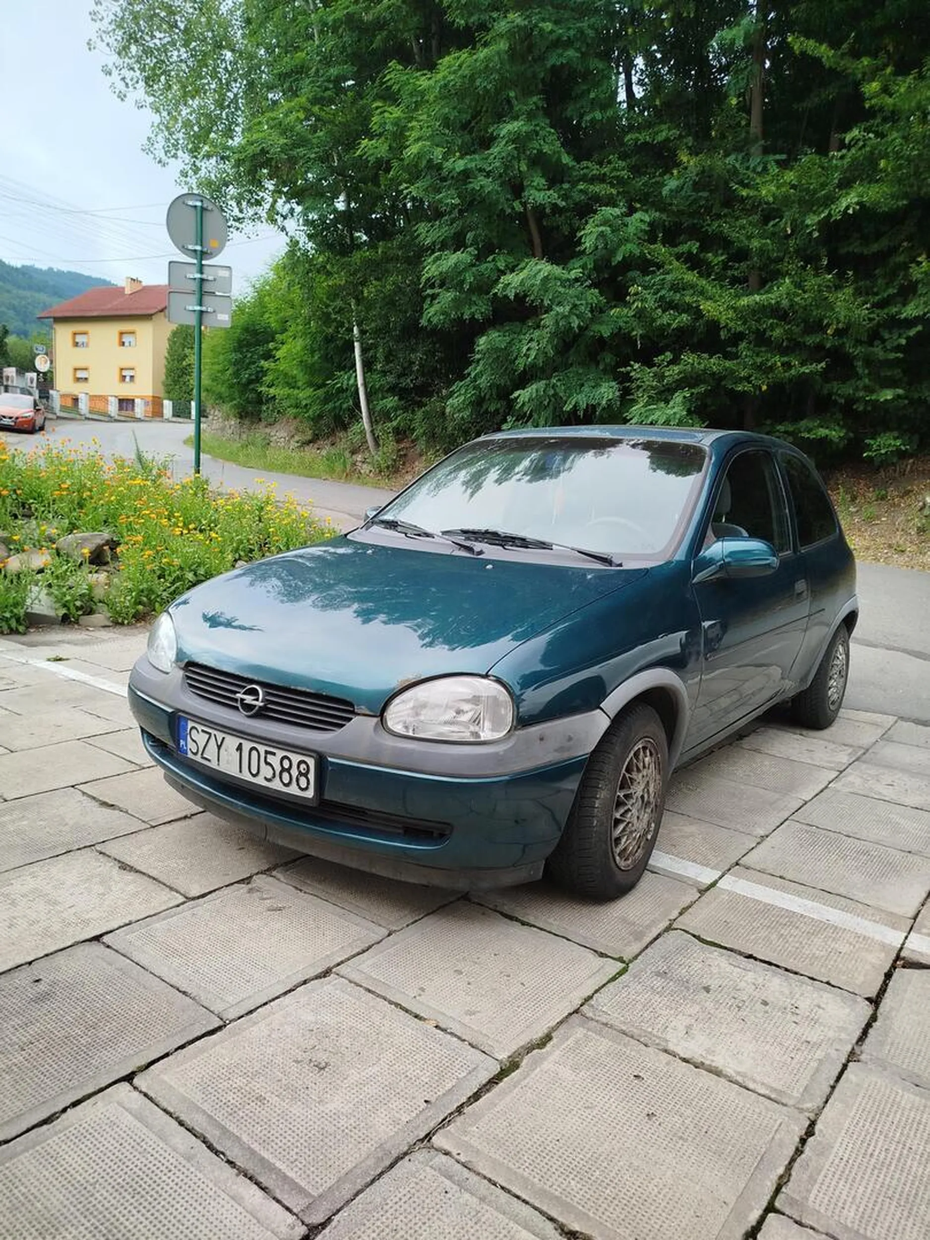 Fajna corsa, takich już mało jeździ